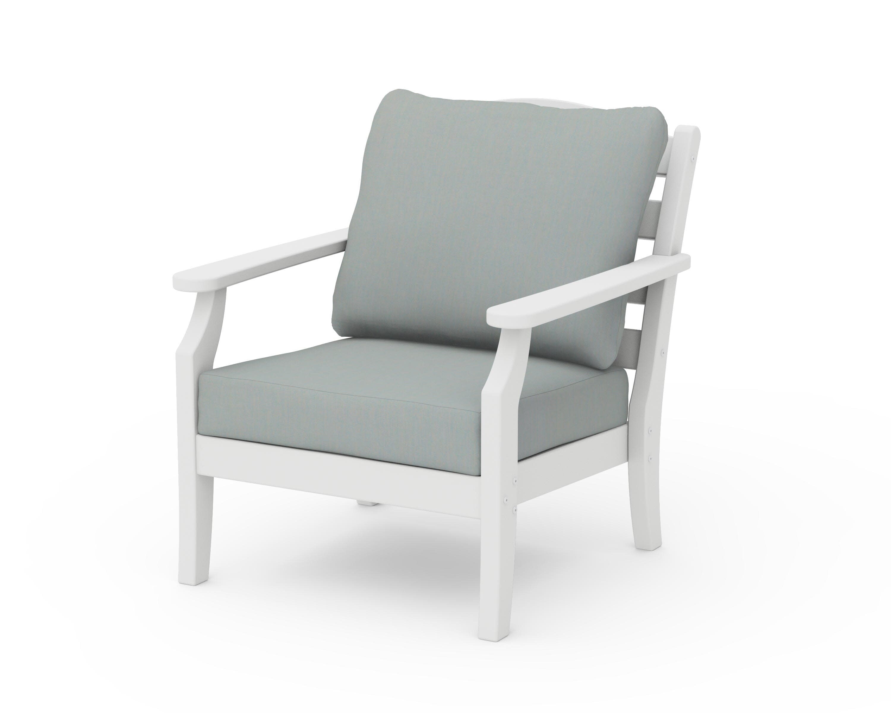 Savannah Deep Seating Chair in White / Spa