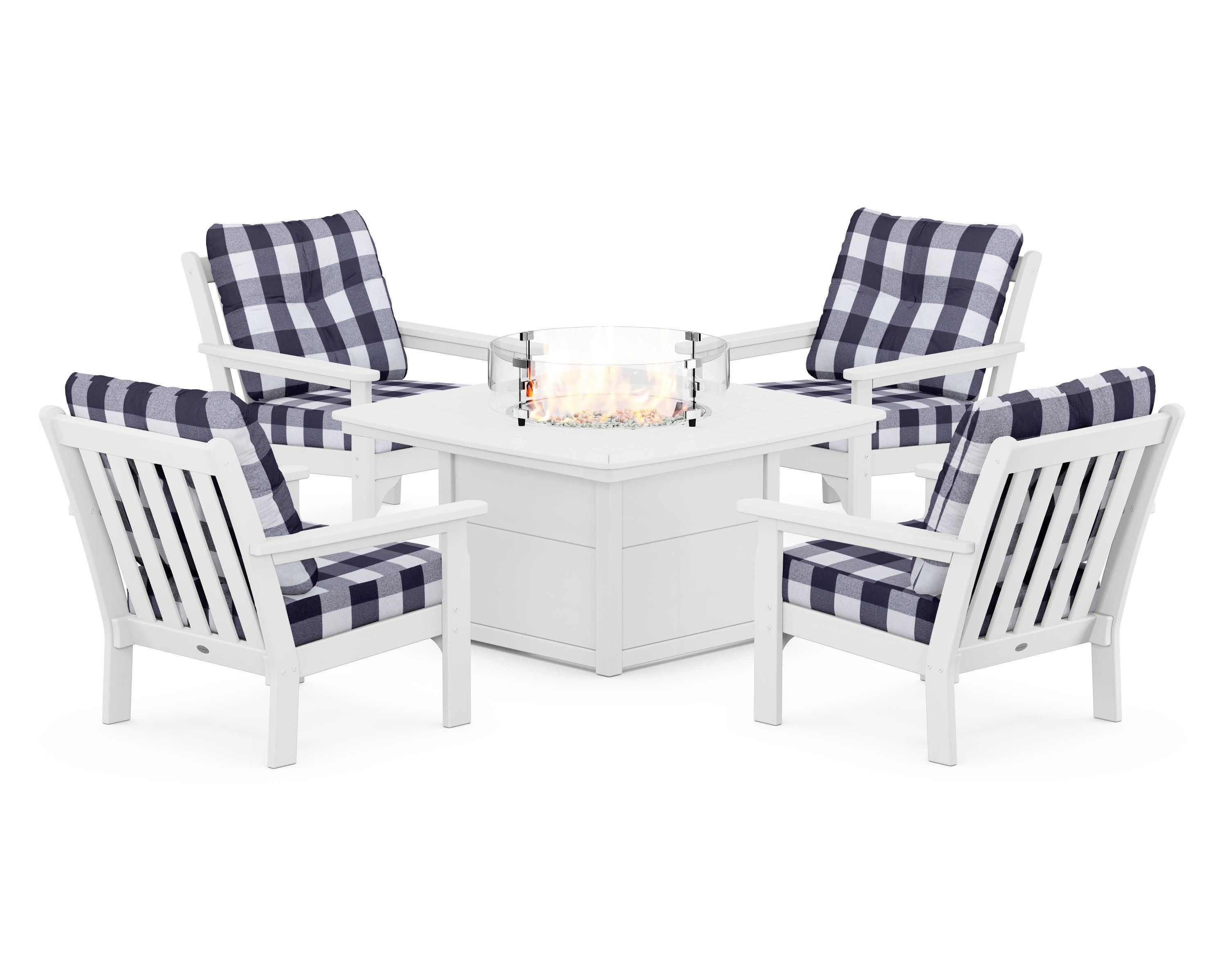 Vineyard 5-Piece Conversation Set with Fire Pit Table in White / Buffalo Plaid Navy