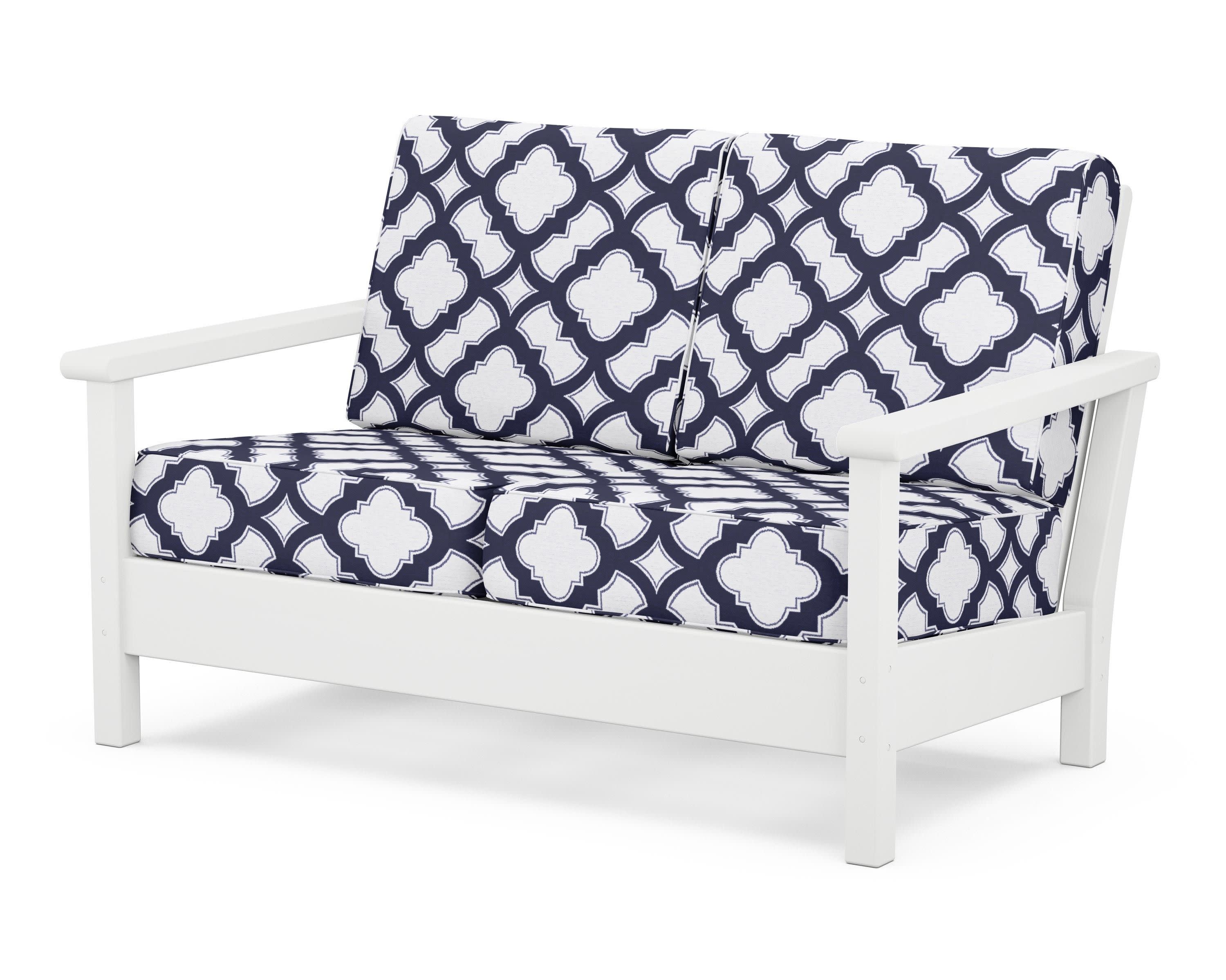 Harbour Deep Seating Loveseat in White / Trellis Navy