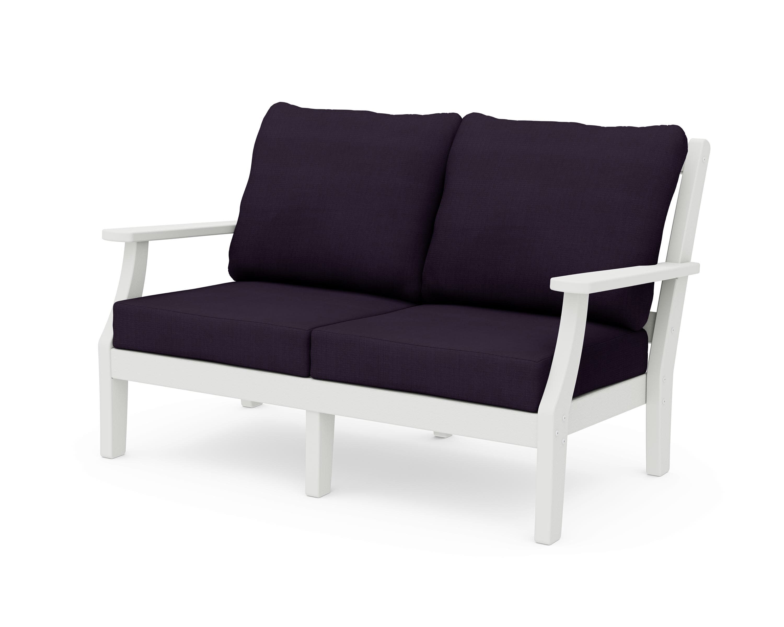 Chinoiserie Deep Seating Loveseat in Vintage White / Navy Linen