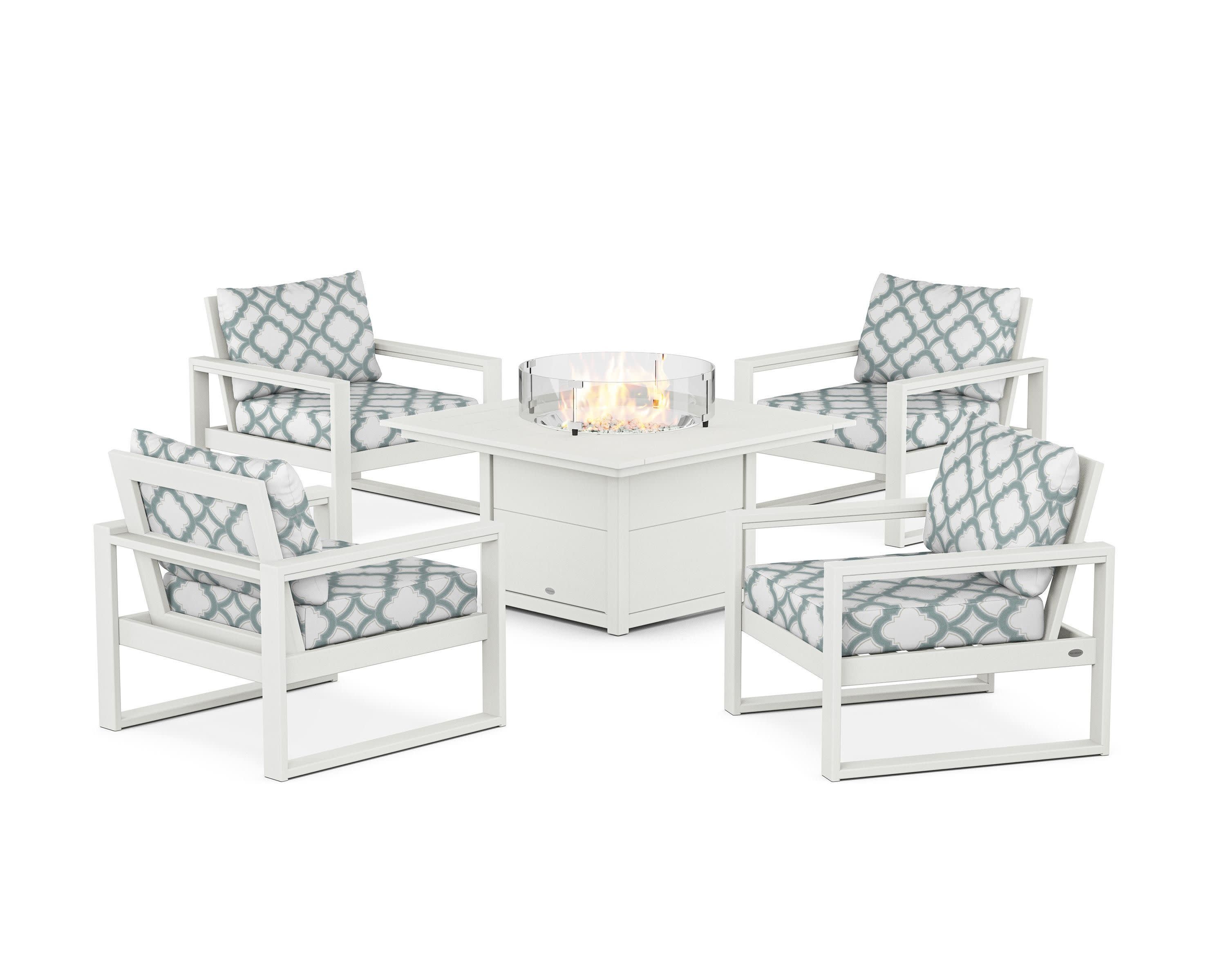 EDGE Sectional 5-Piece Deep Seating Set with Fire Pit Table in Vintage White / Trellis Glacier Spa