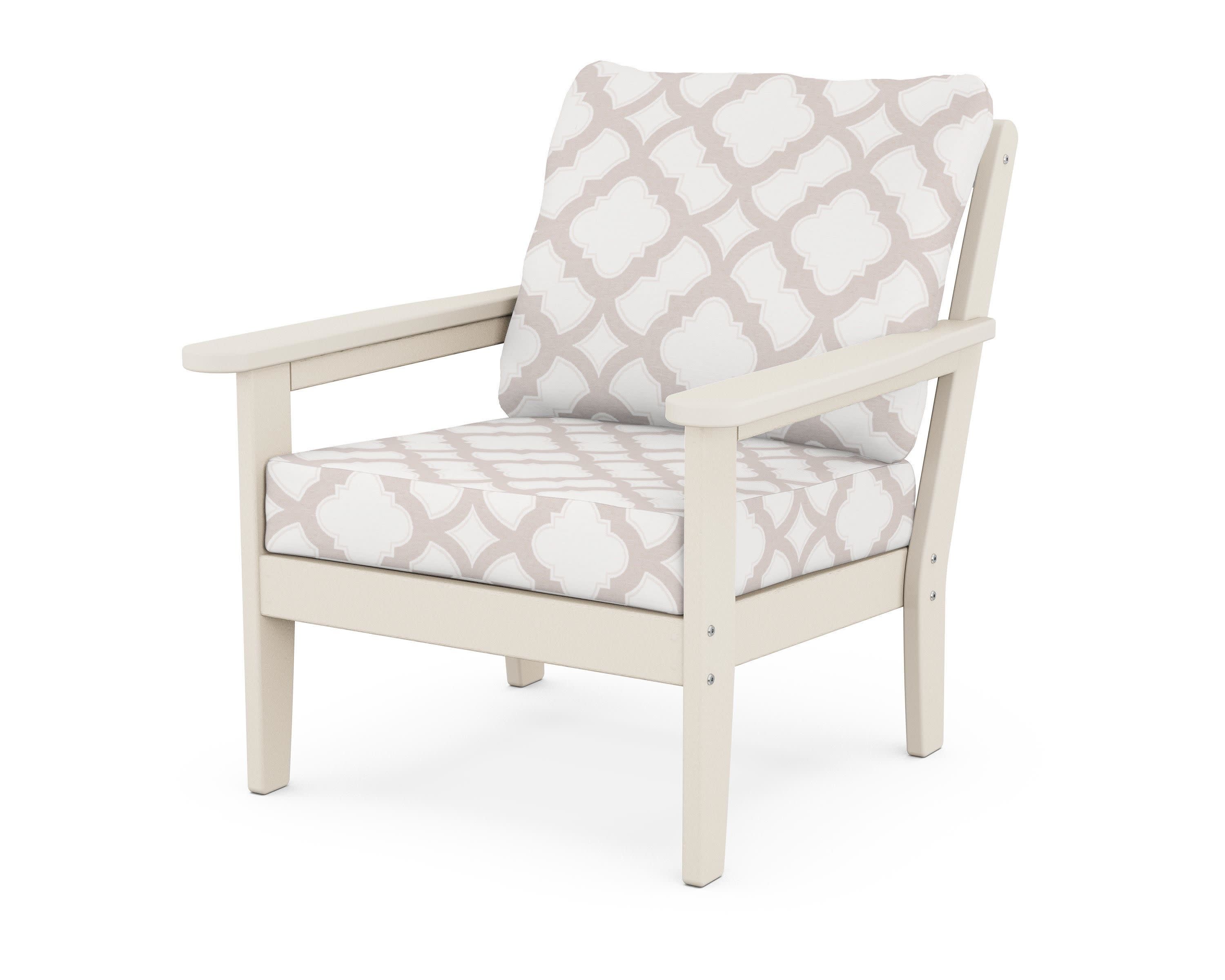 Cottage Deep Seating Chair in Sand / Trellis Dune Burlap
