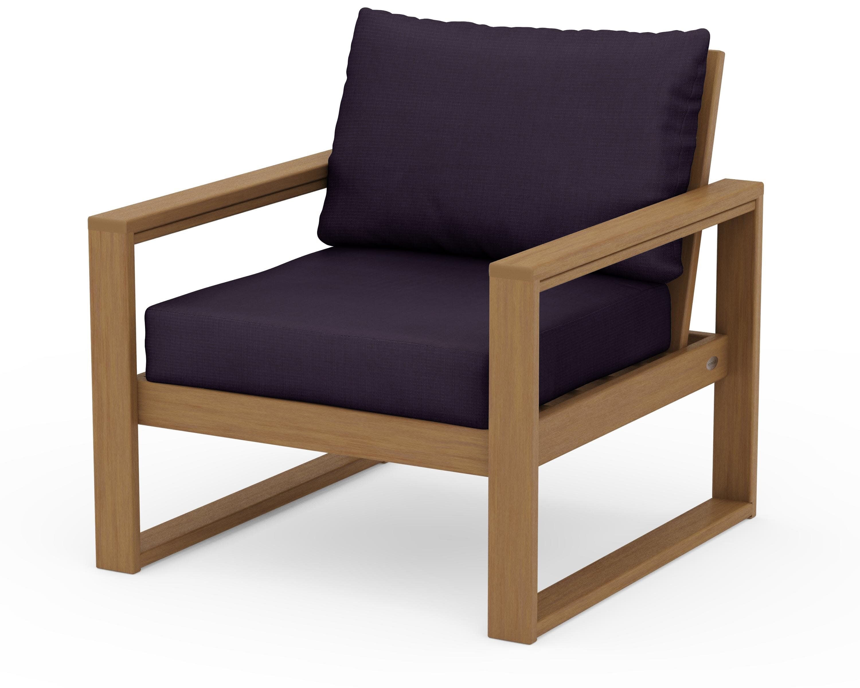 EDGE Club Chair in Natural / Navy Linen
