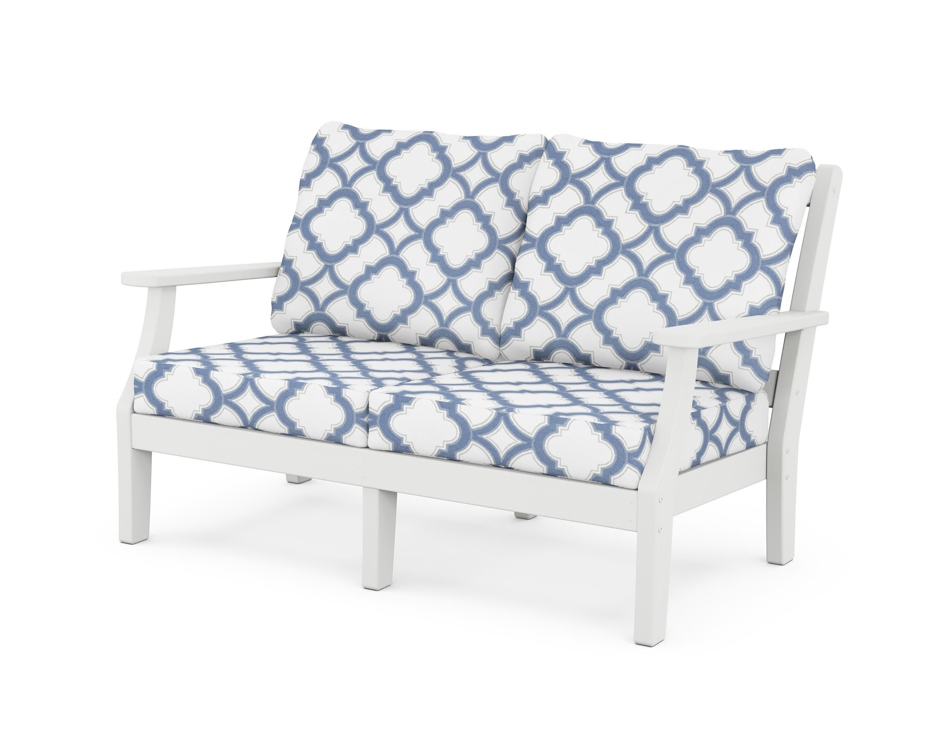 Chinoiserie Deep Seating Loveseat in White / Trellis Sky Blue