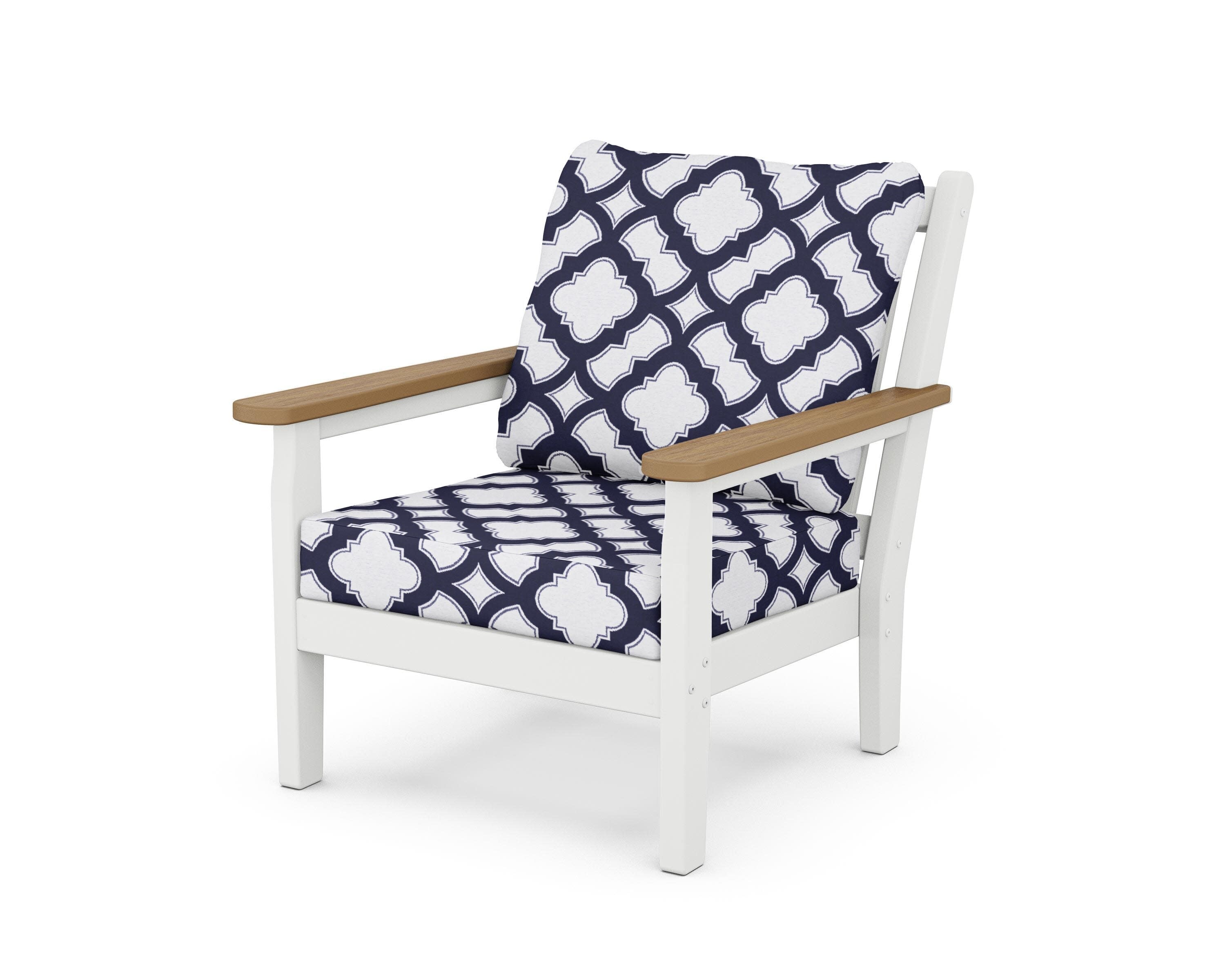 Chippendale Deep Seating Chair in White / Natural / Trellis Navy