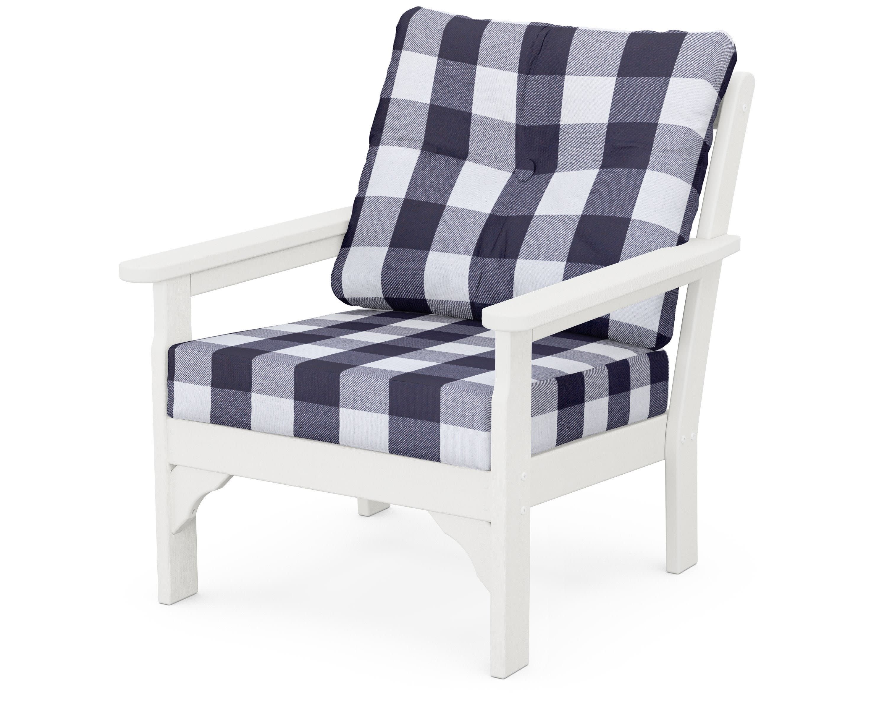 Vineyard Deep Seating Chair in Vintage White / Buffalo Plaid Navy