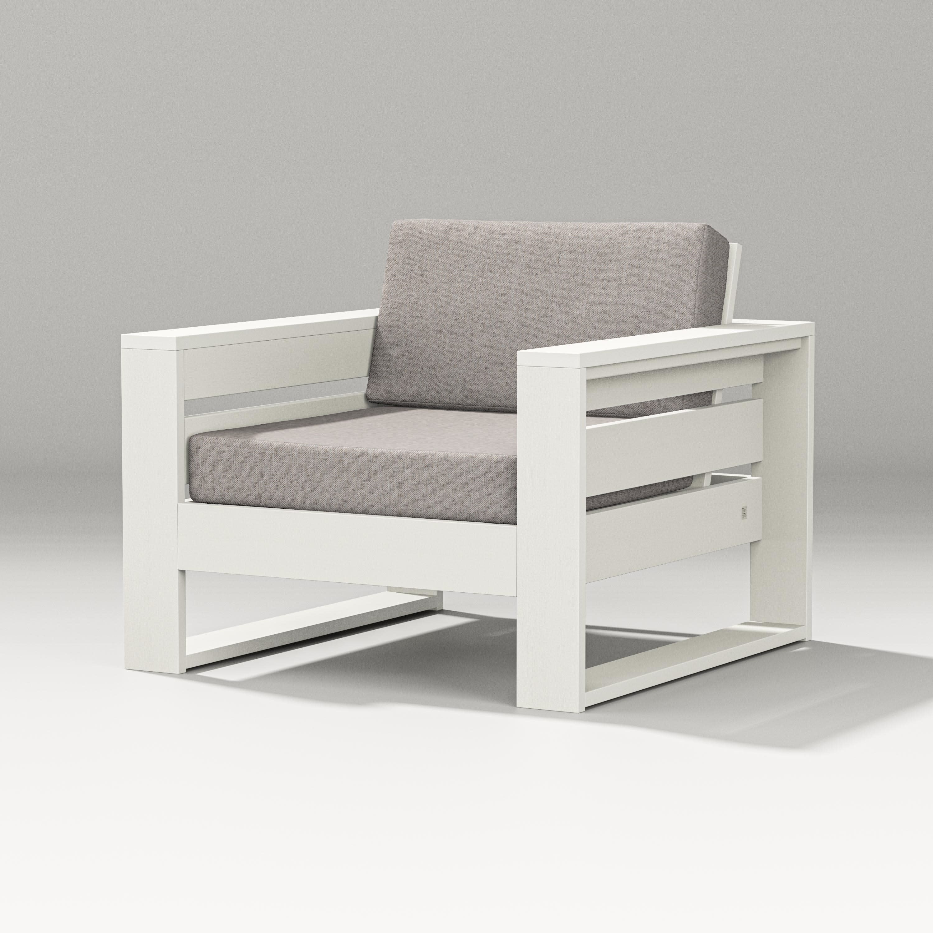 Latitude Lounge Chair in Vintage White / Weathered Tweed