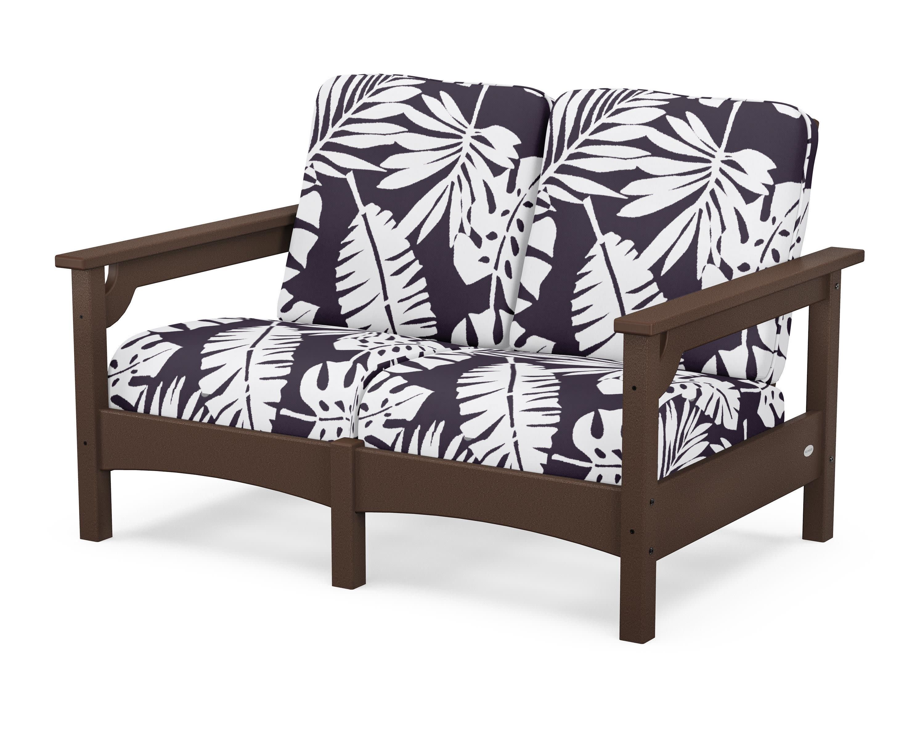 Club Loveseat in Mahogany / Leaf Navy