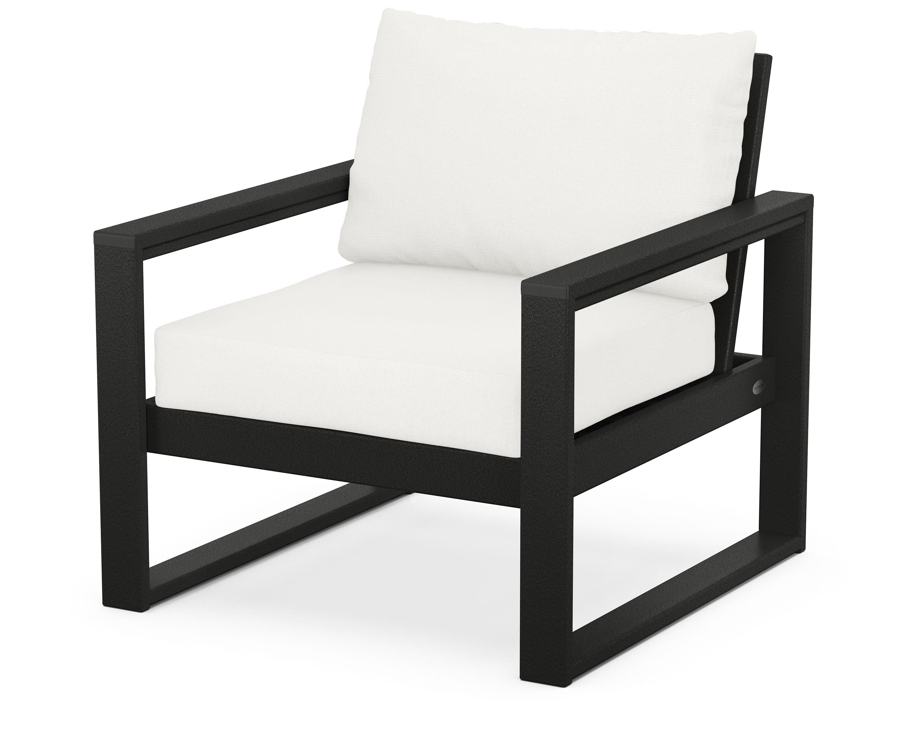 EDGE Club Chair in Black / Natural Linen