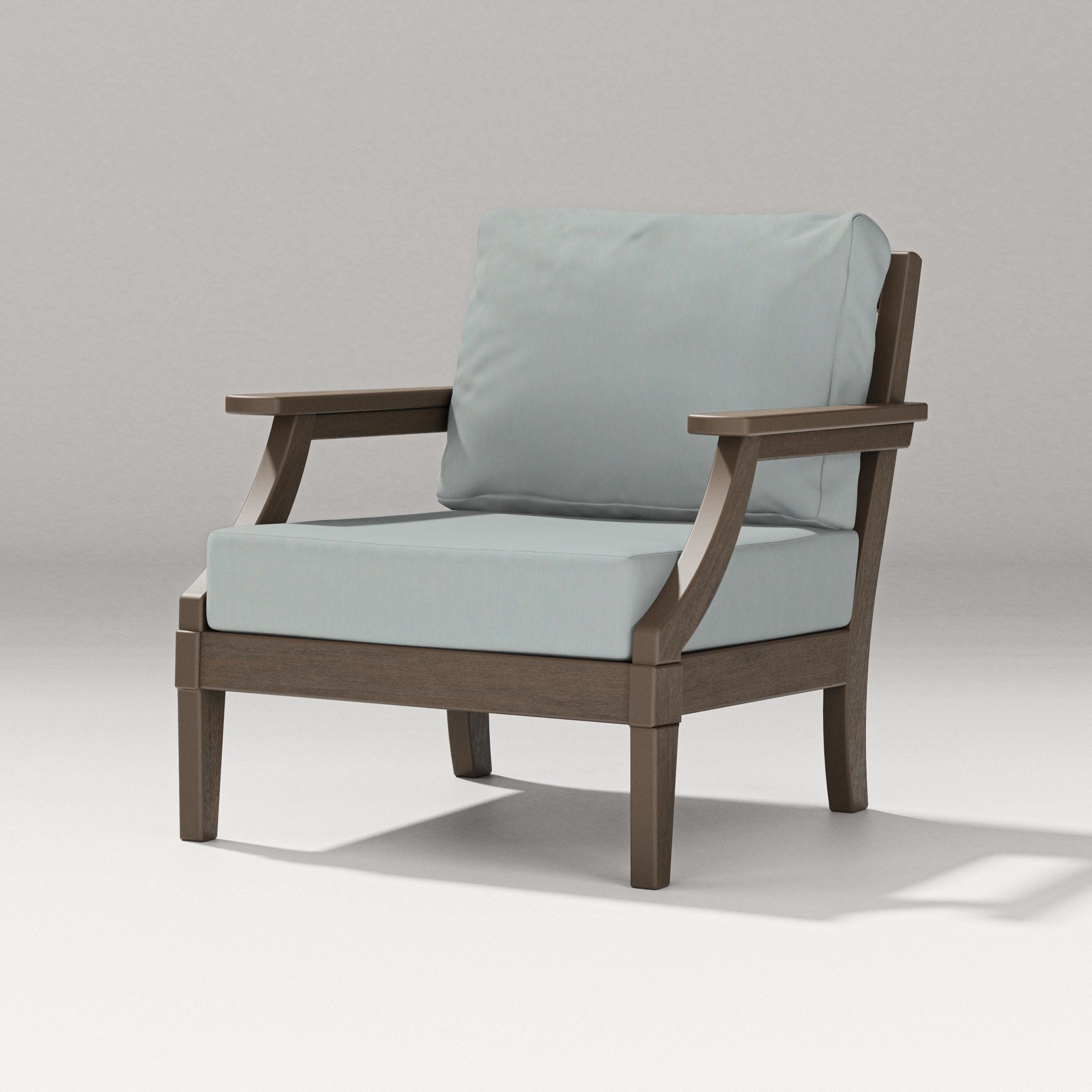 Estate Lounge Chair in Kona / Spa