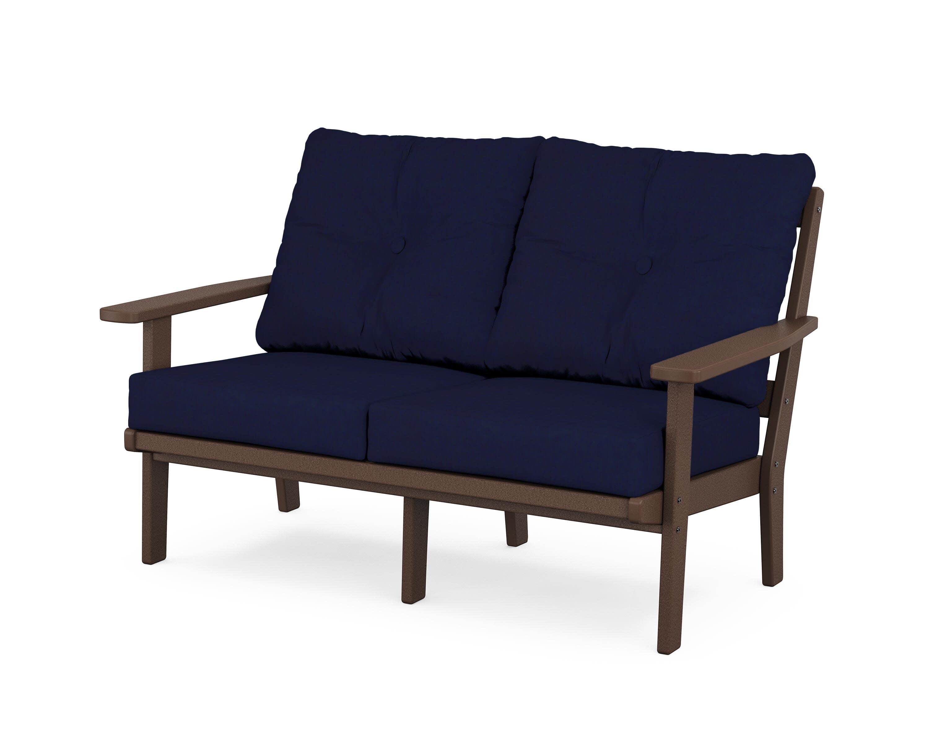 Oxford Deep SeatingLoveseat in Mahogany / Navy