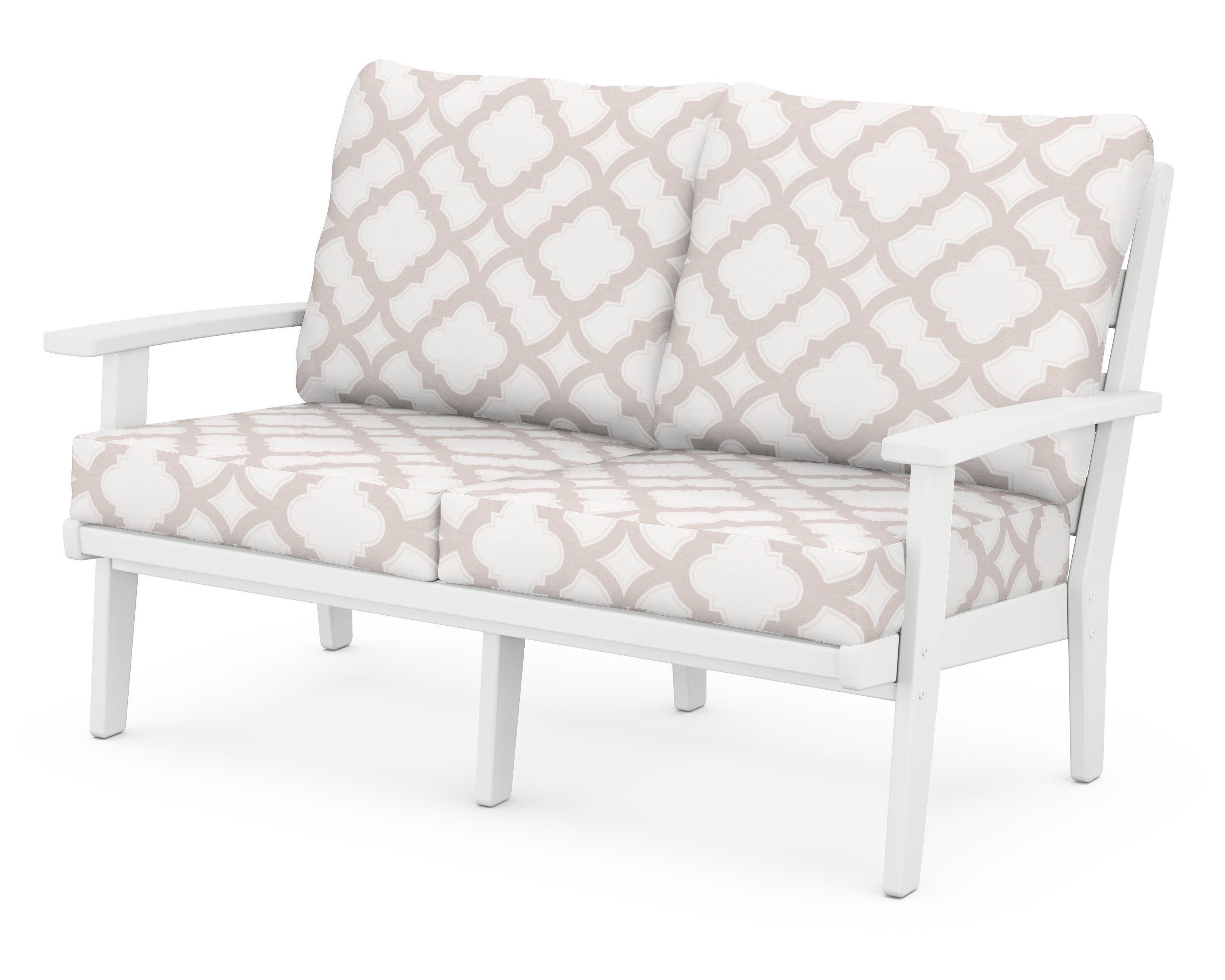 Grant Park Deep Seating Loveseat in White / Trellis Dune Burlap