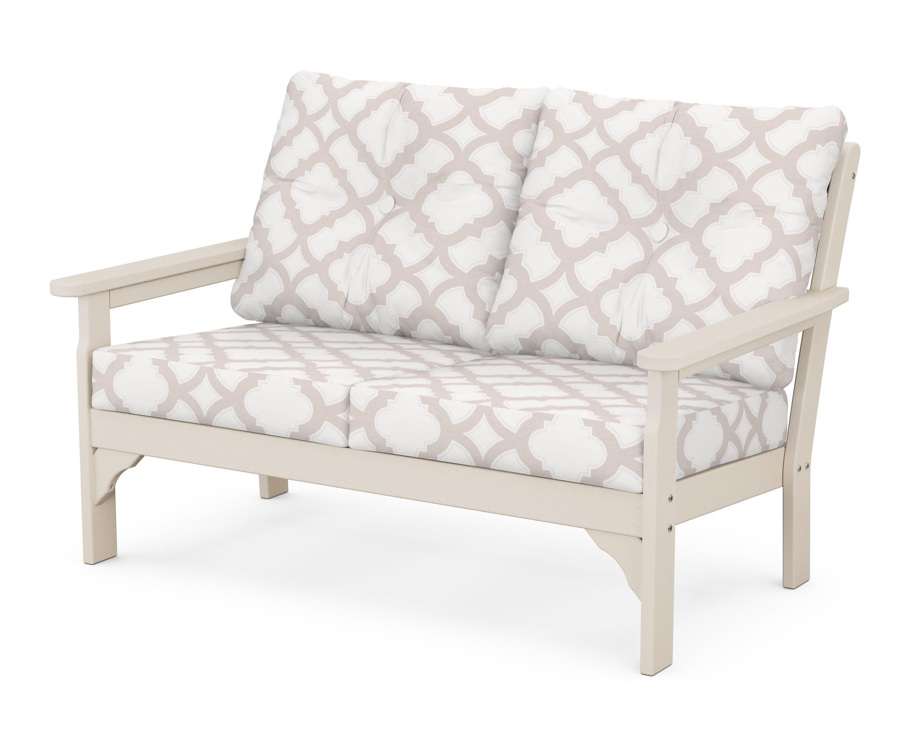Vineyard Deep Seating Loveseat in Sand / Trellis Dune Burlap