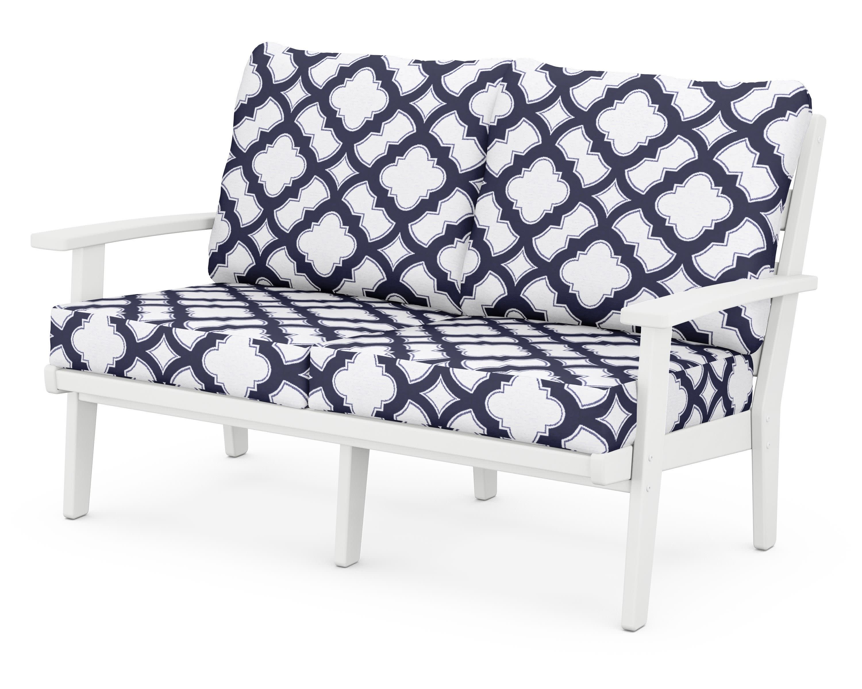 Grant Park Deep Seating Loveseat in White / Trellis Navy
