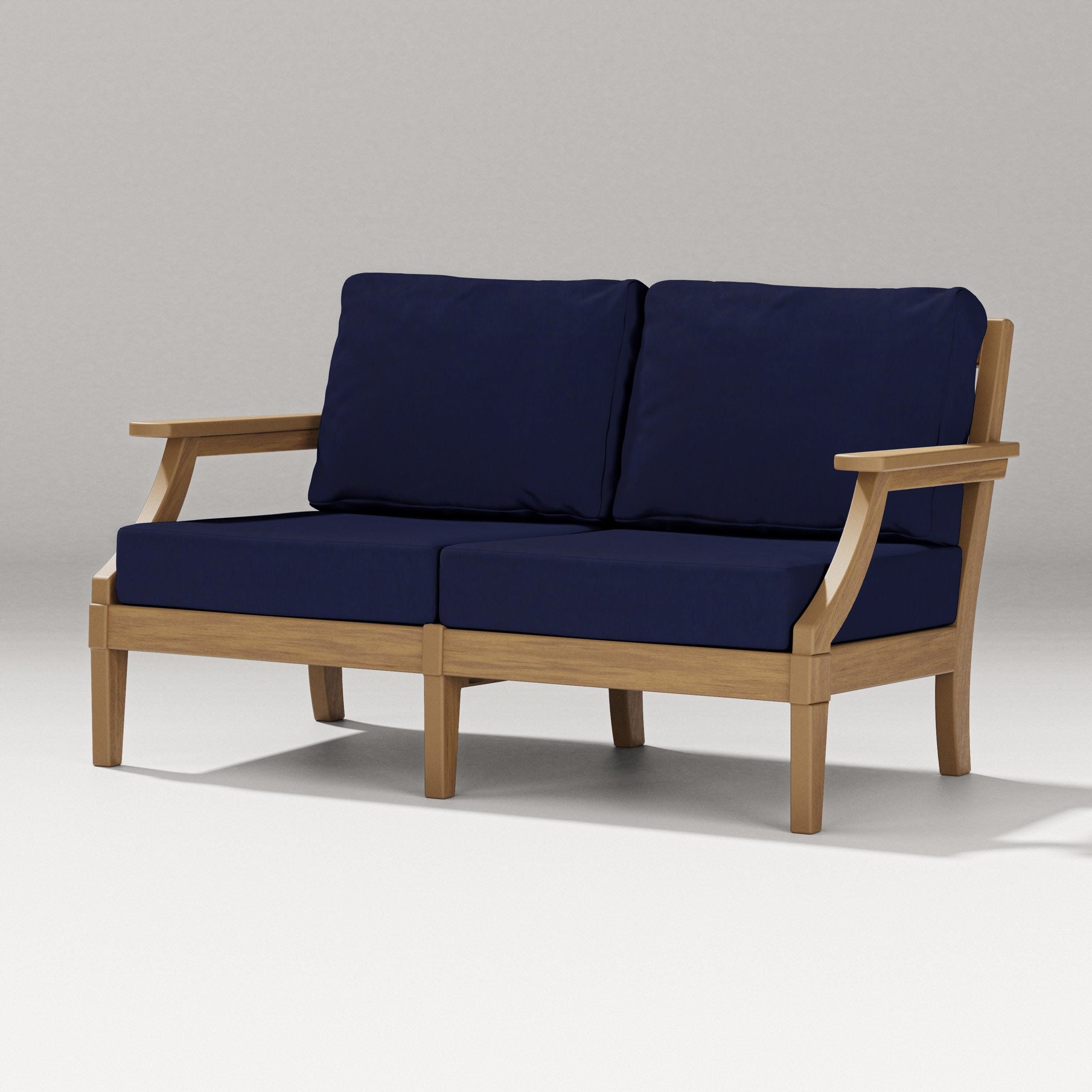 Estate Loveseat in Natural / Navy