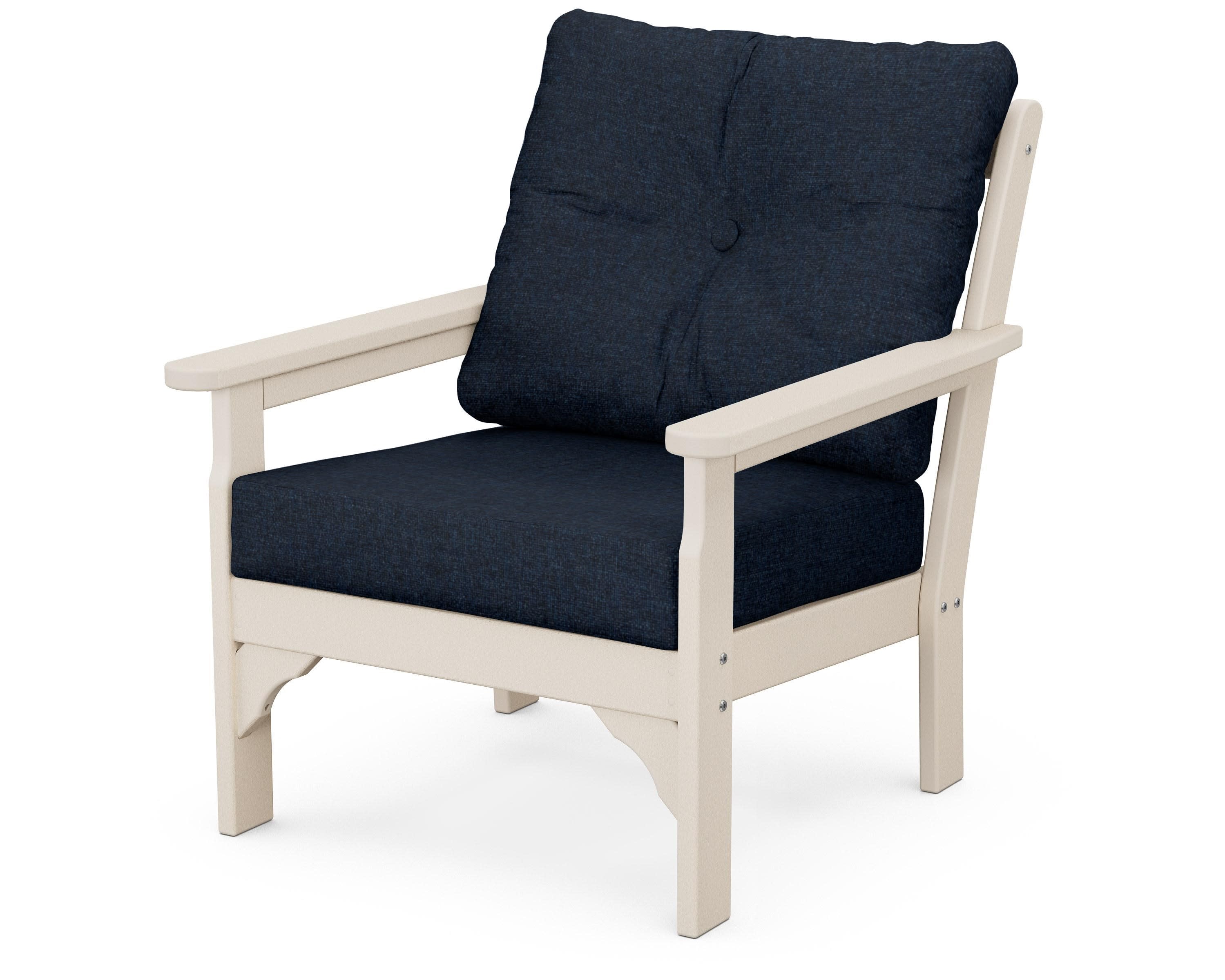 Vineyard Deep Seating Chair in Sand / Marine Indigo