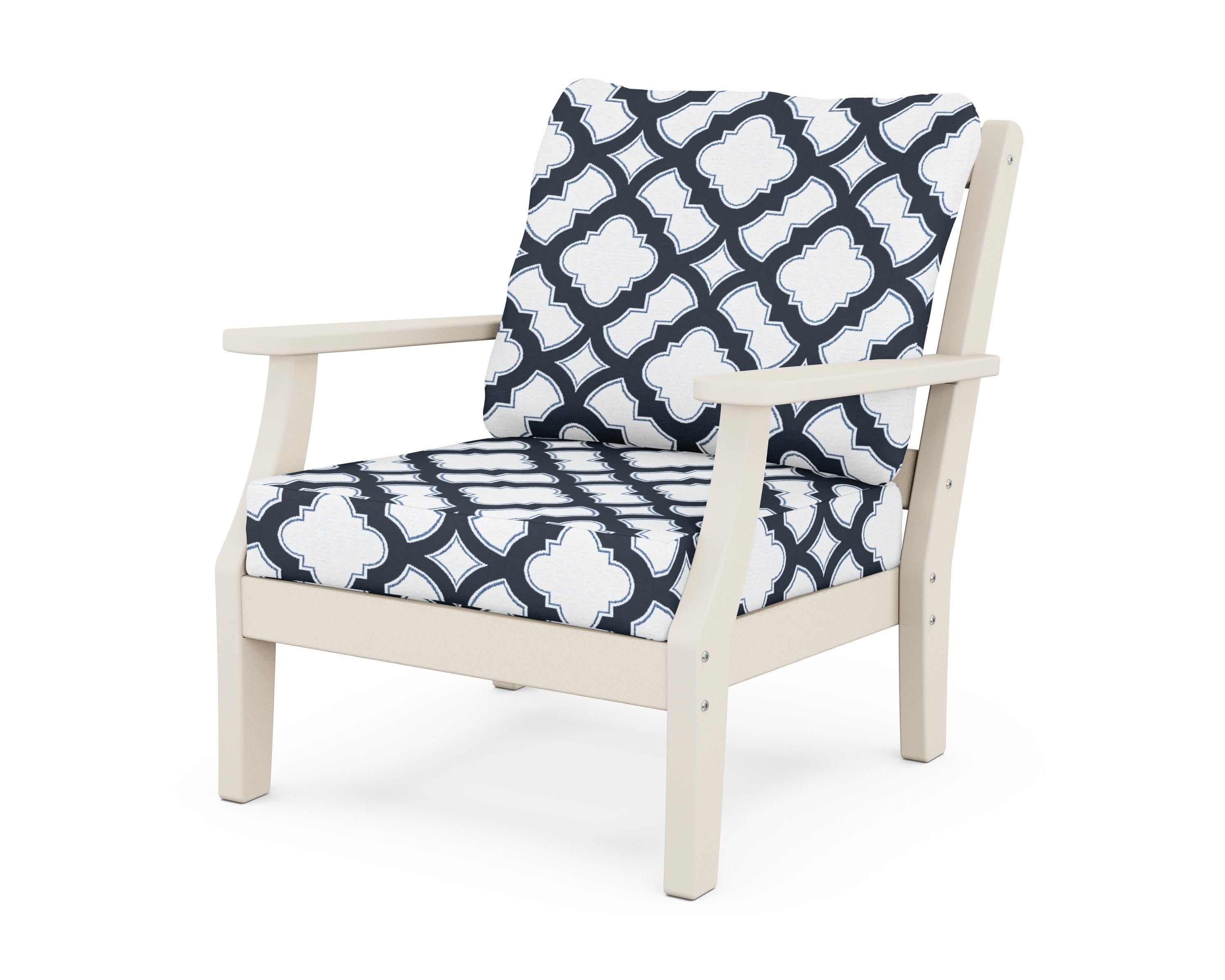 Chinoiserie Deep Seating Chair in Sand / Trellis Marine Indigo