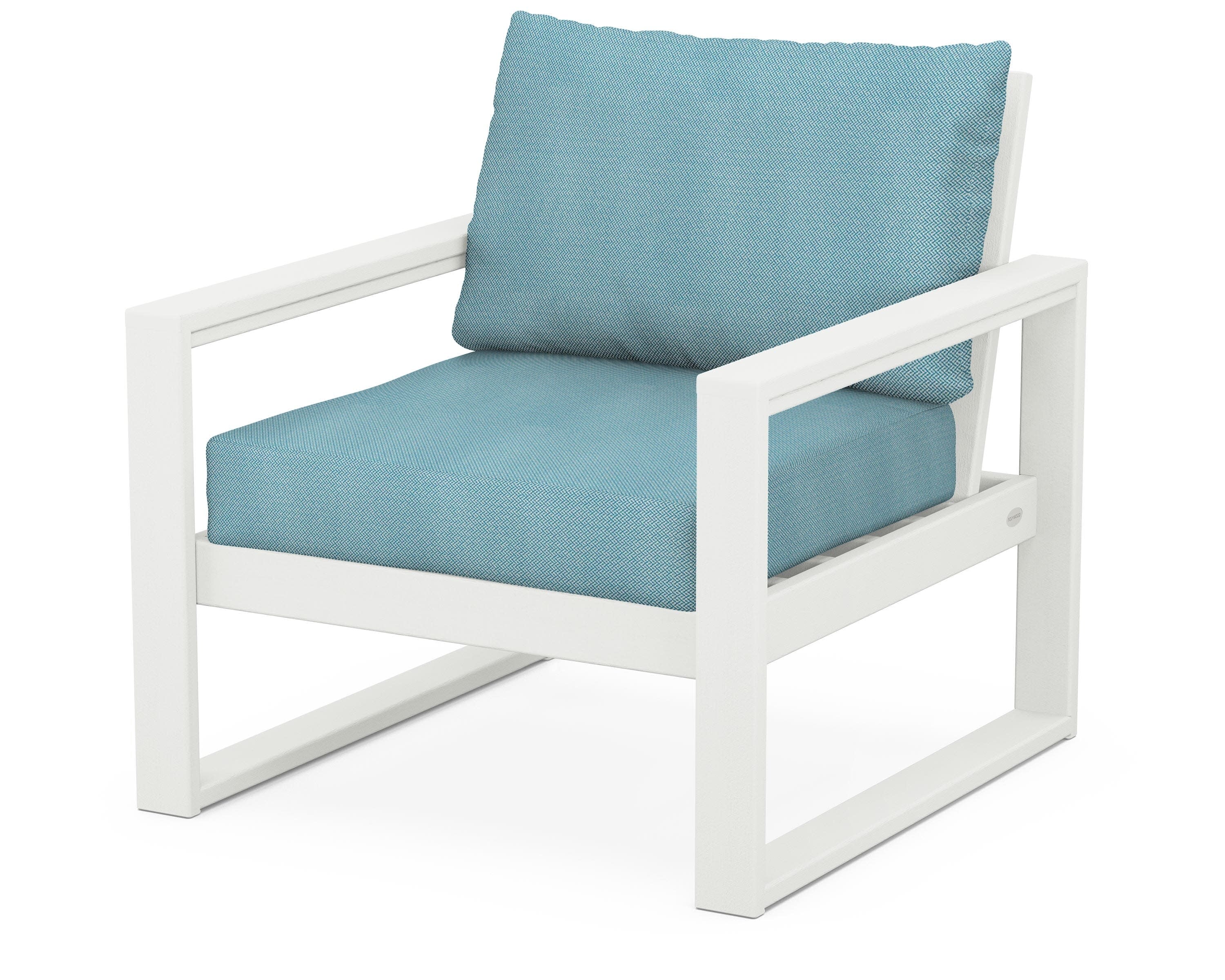 EDGE Club Chair in Vintage White / Lattice Sky Blue