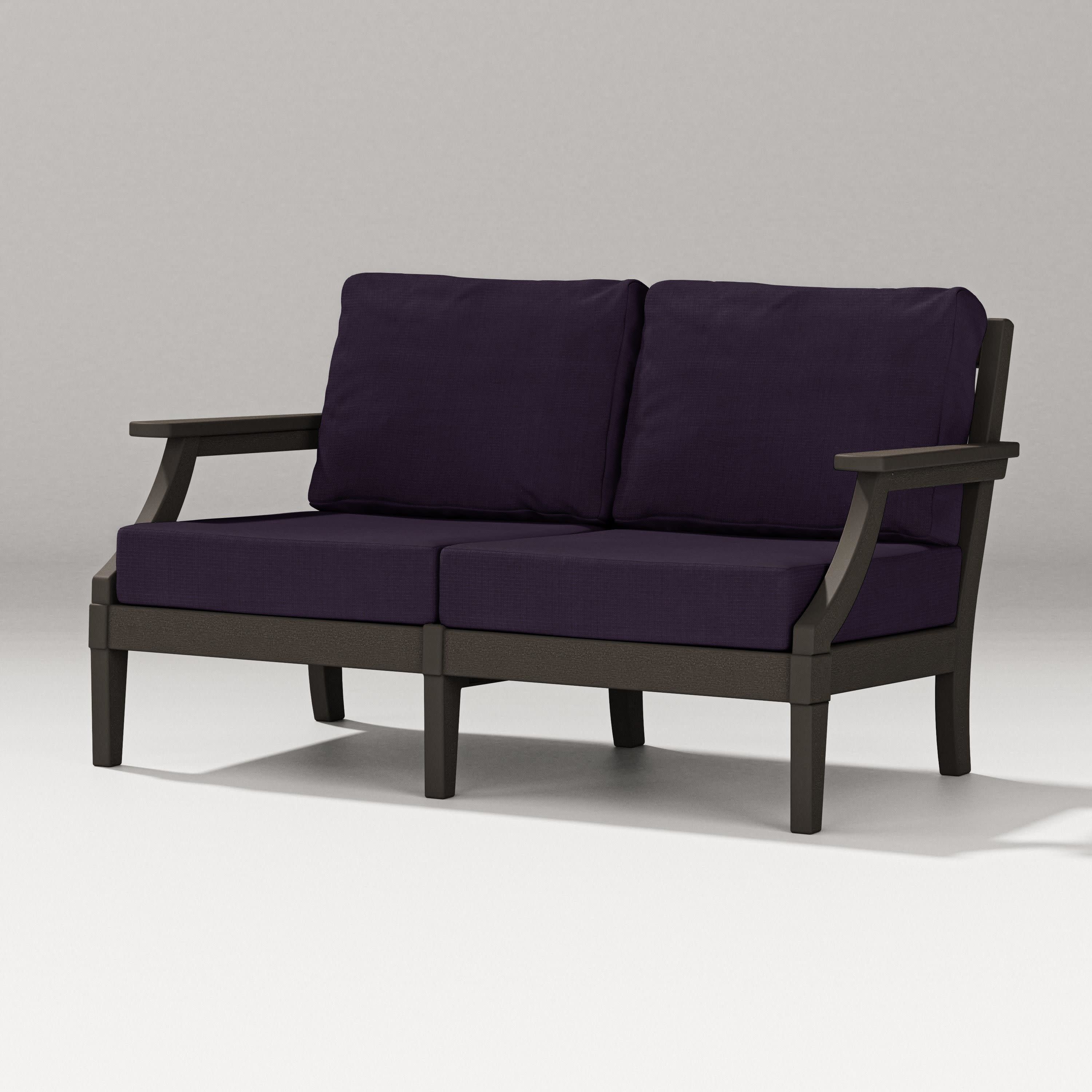 Estate Loveseat in Vintage Coffee / Navy Linen