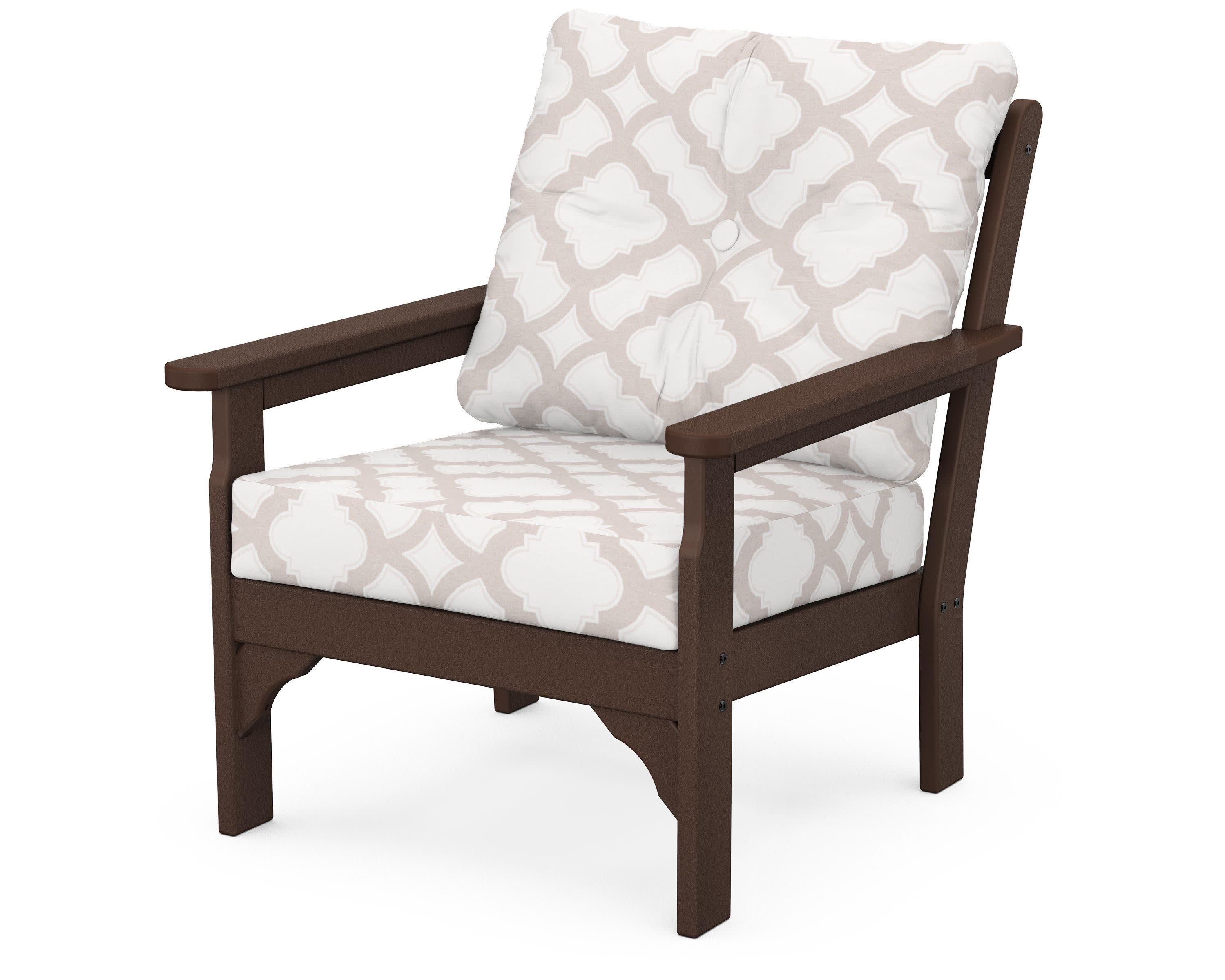 Vineyard Deep Seating Chair in Mahogany / Trellis Dune Burlap