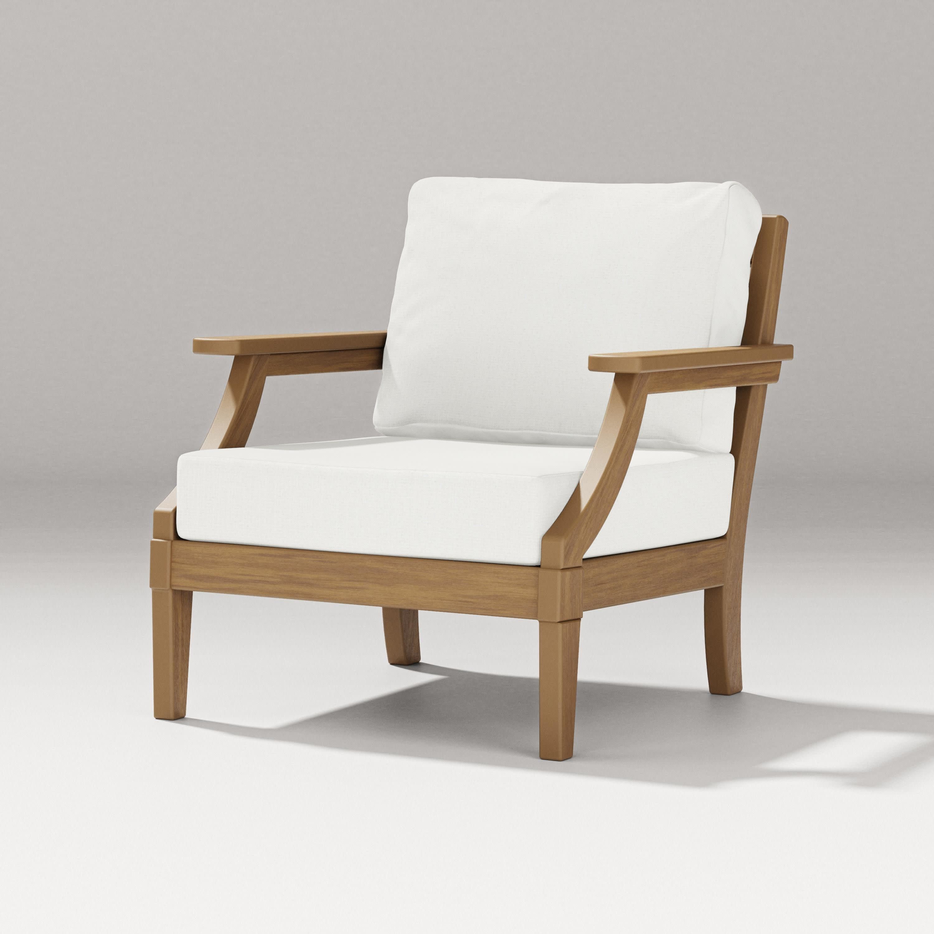 Estate Lounge Chair in Natural / Natural Linen