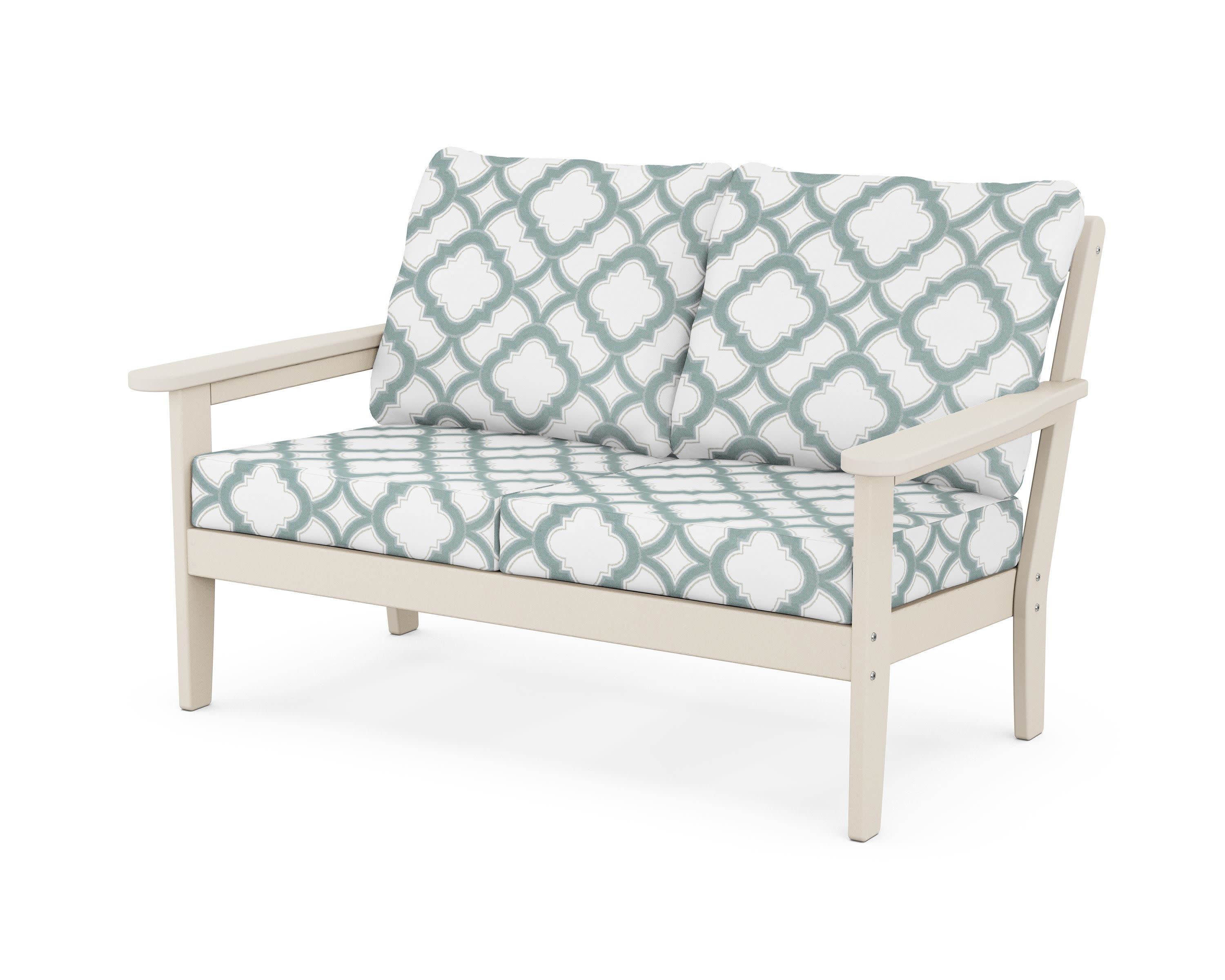 Cottage Deep Seating Loveseat in Sand / Trellis Glacier Spa