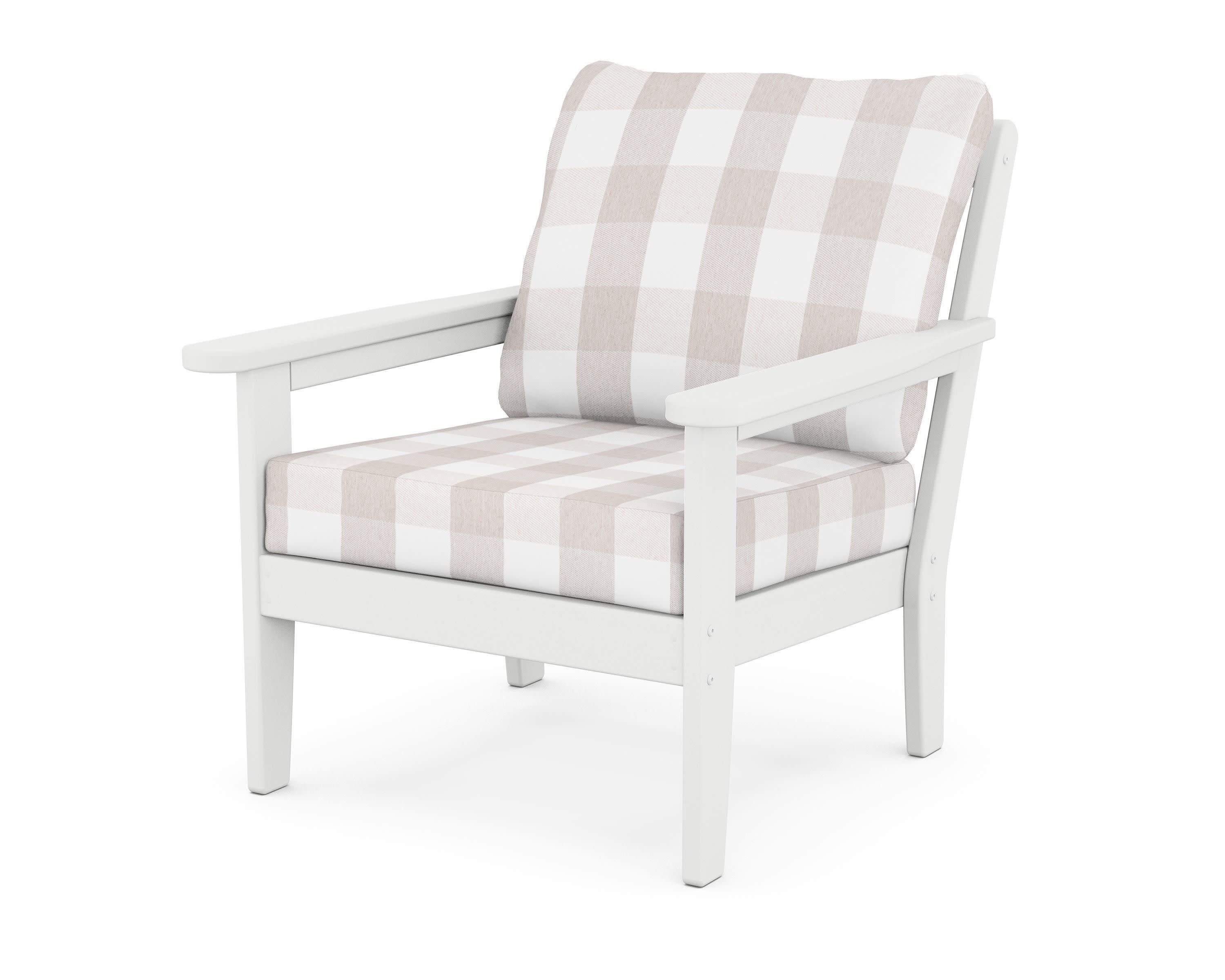 Cottage Deep Seating Chair in White / Buffalo Plaid Dune Burlap