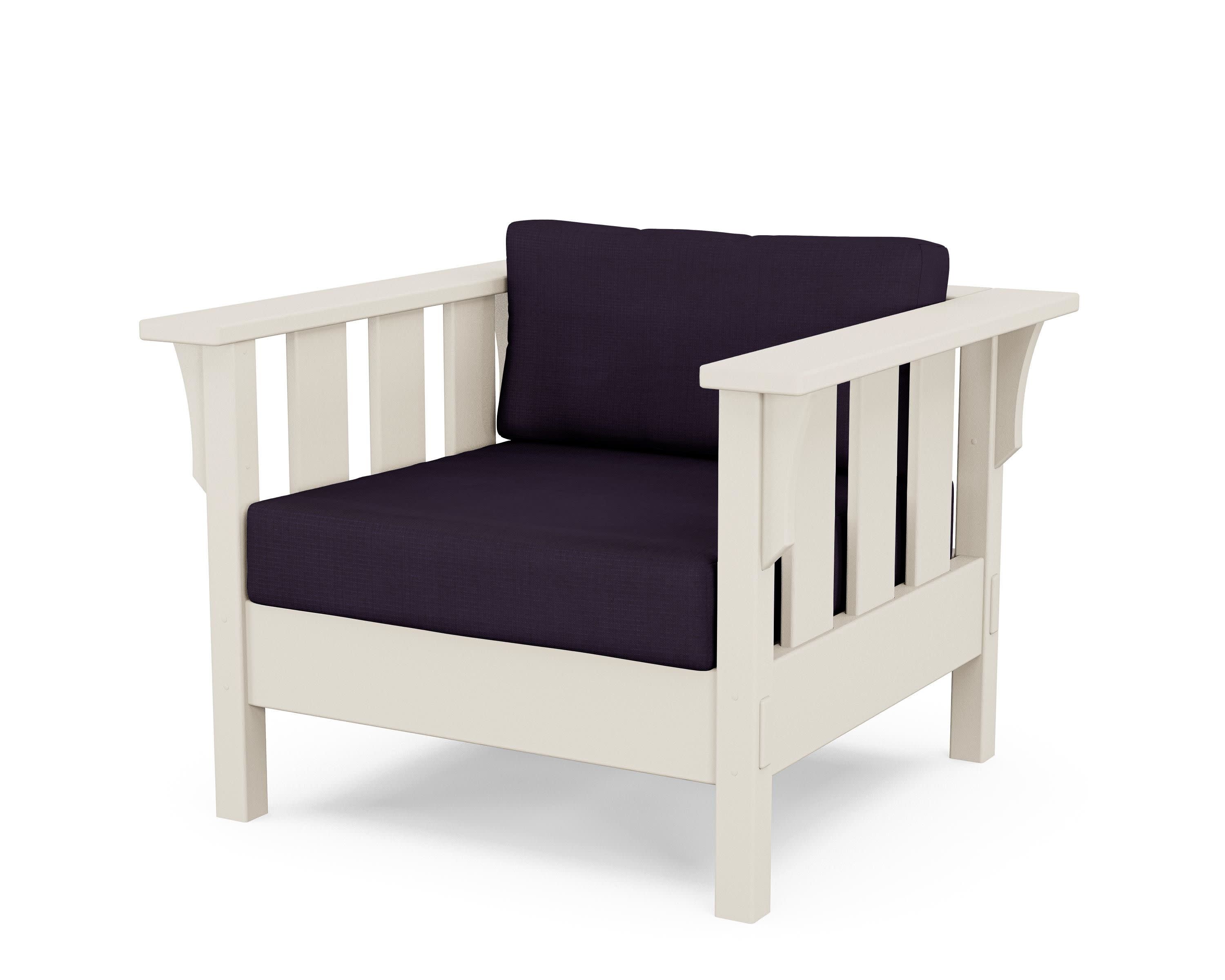 Acadia Deep Seating Chair in Sand / Navy Linen