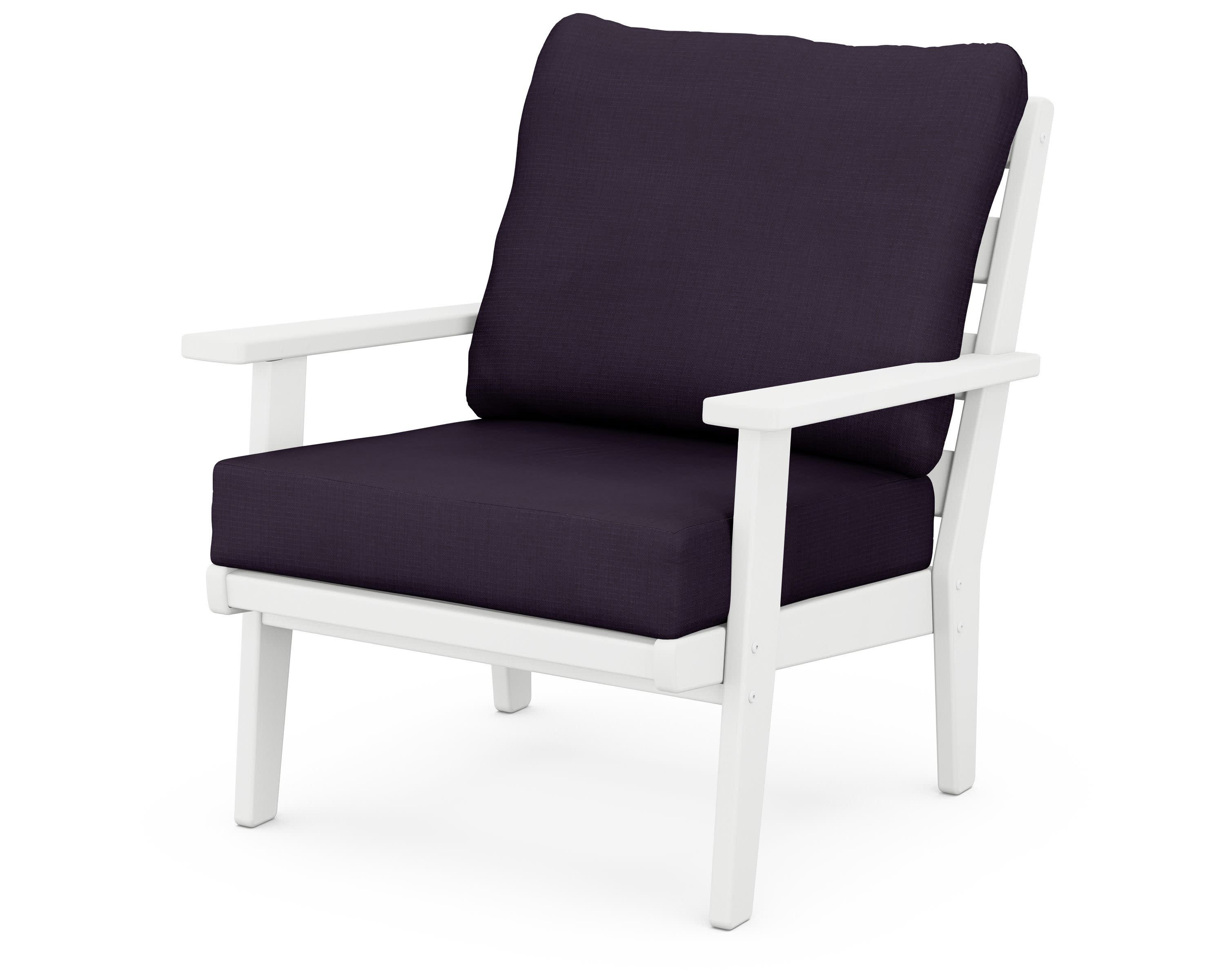 Grant Park Deep Seating Chair in White / Navy Linen