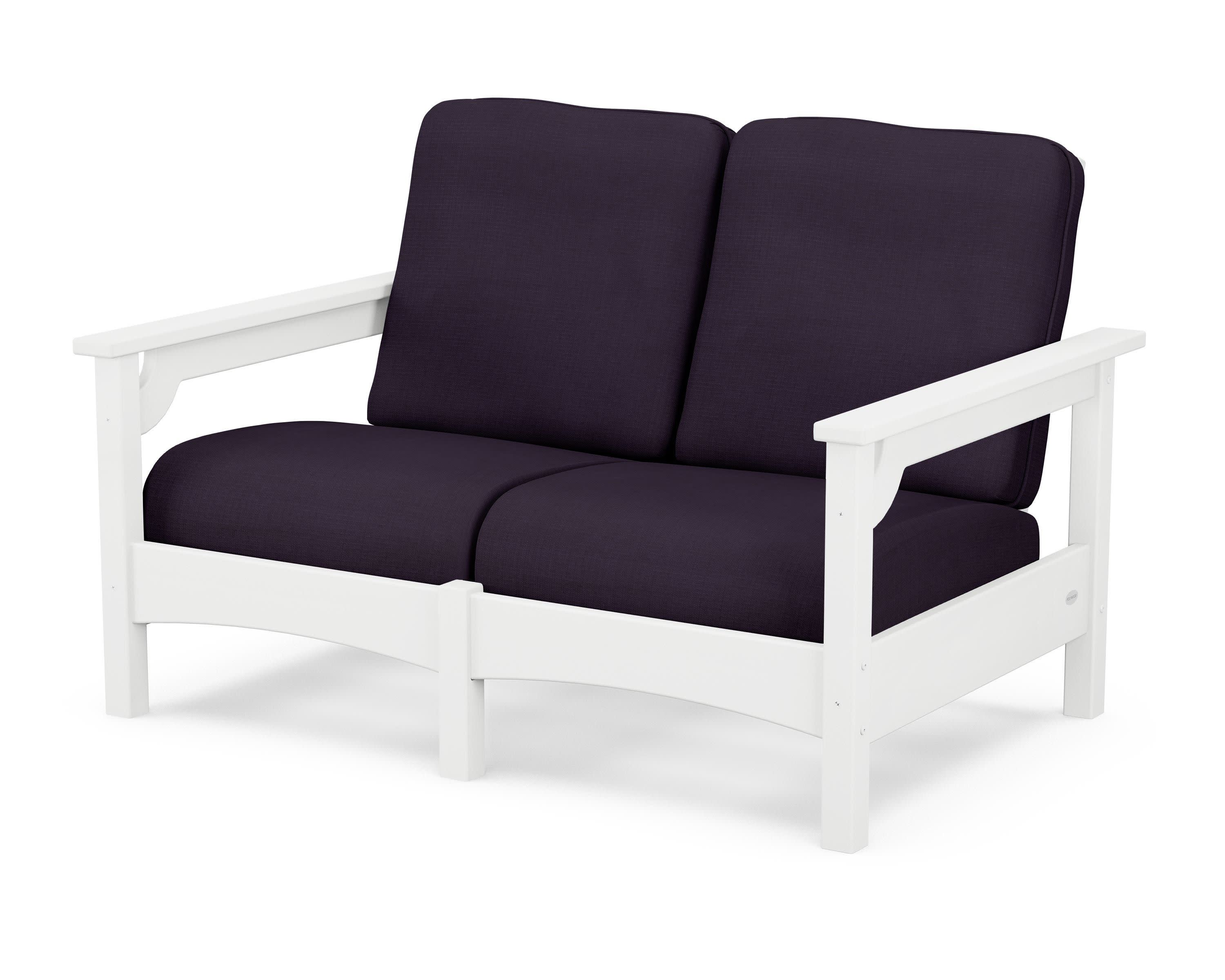 Club Loveseat in White / Navy Linen