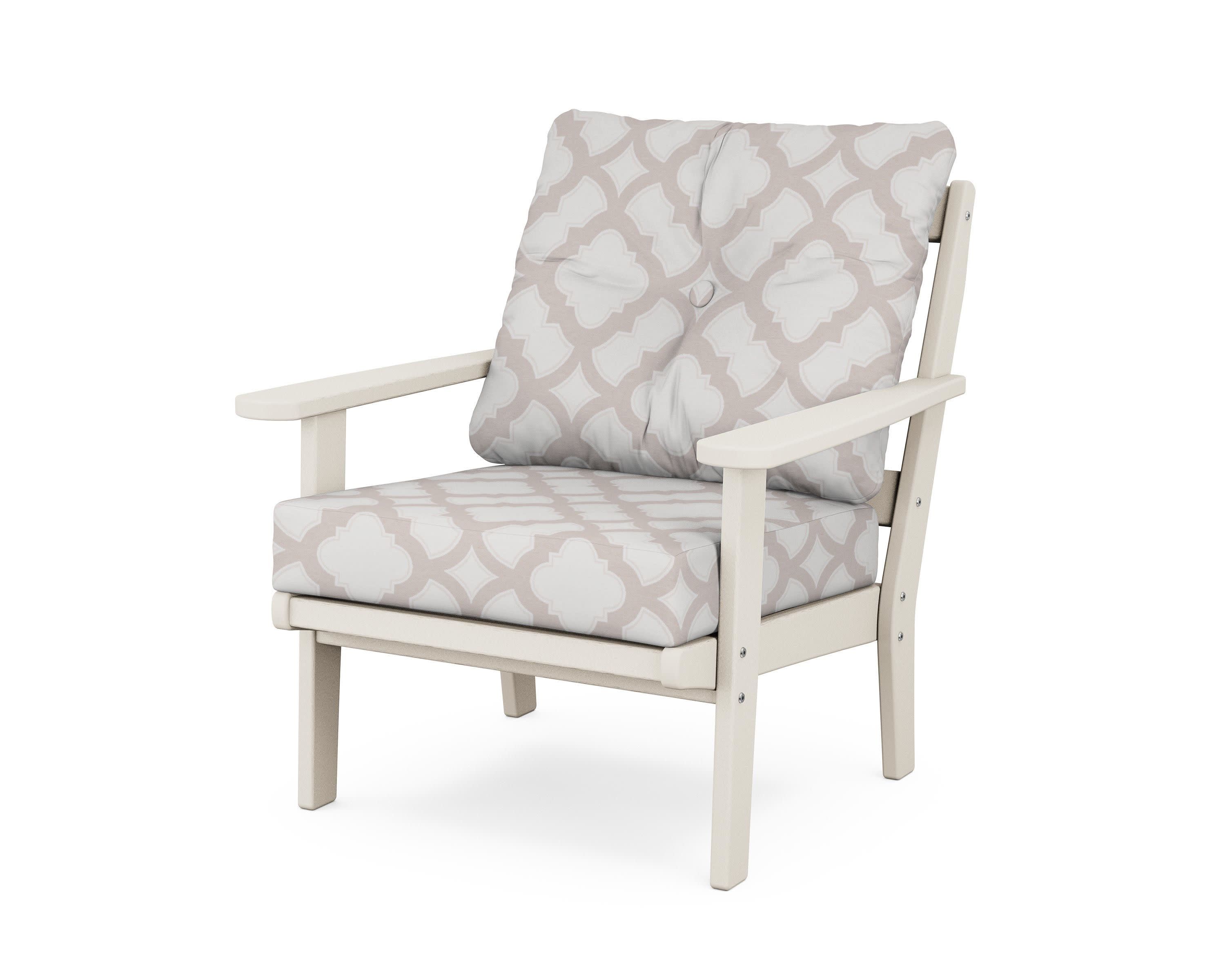 Mission Deep Seating Chair in Sand / Trellis Dune Burlap