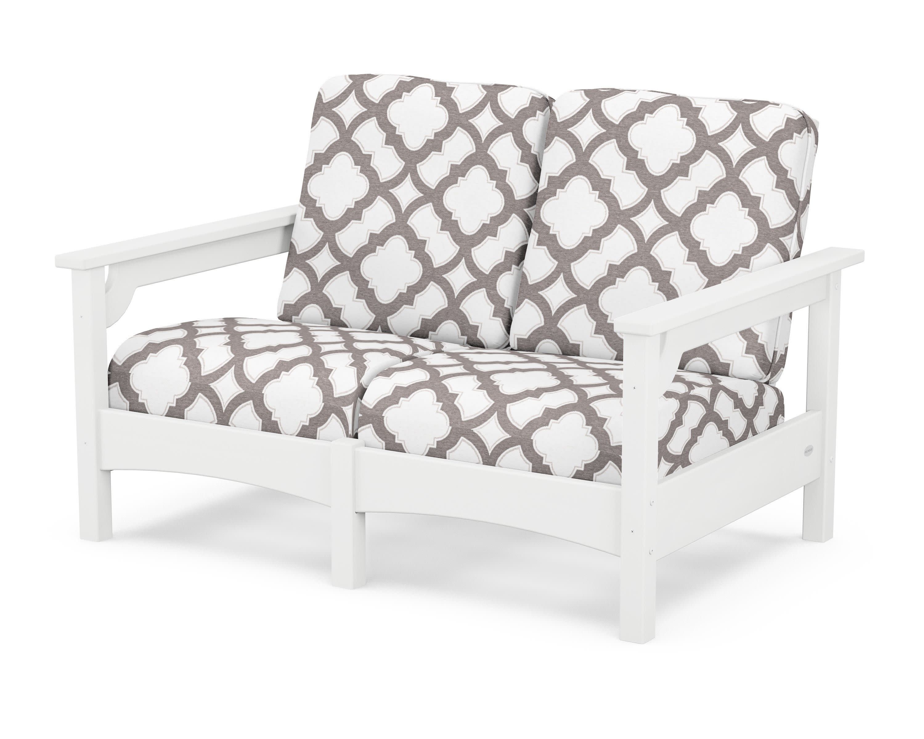 Club Loveseat in White / Trellis Grey Mist