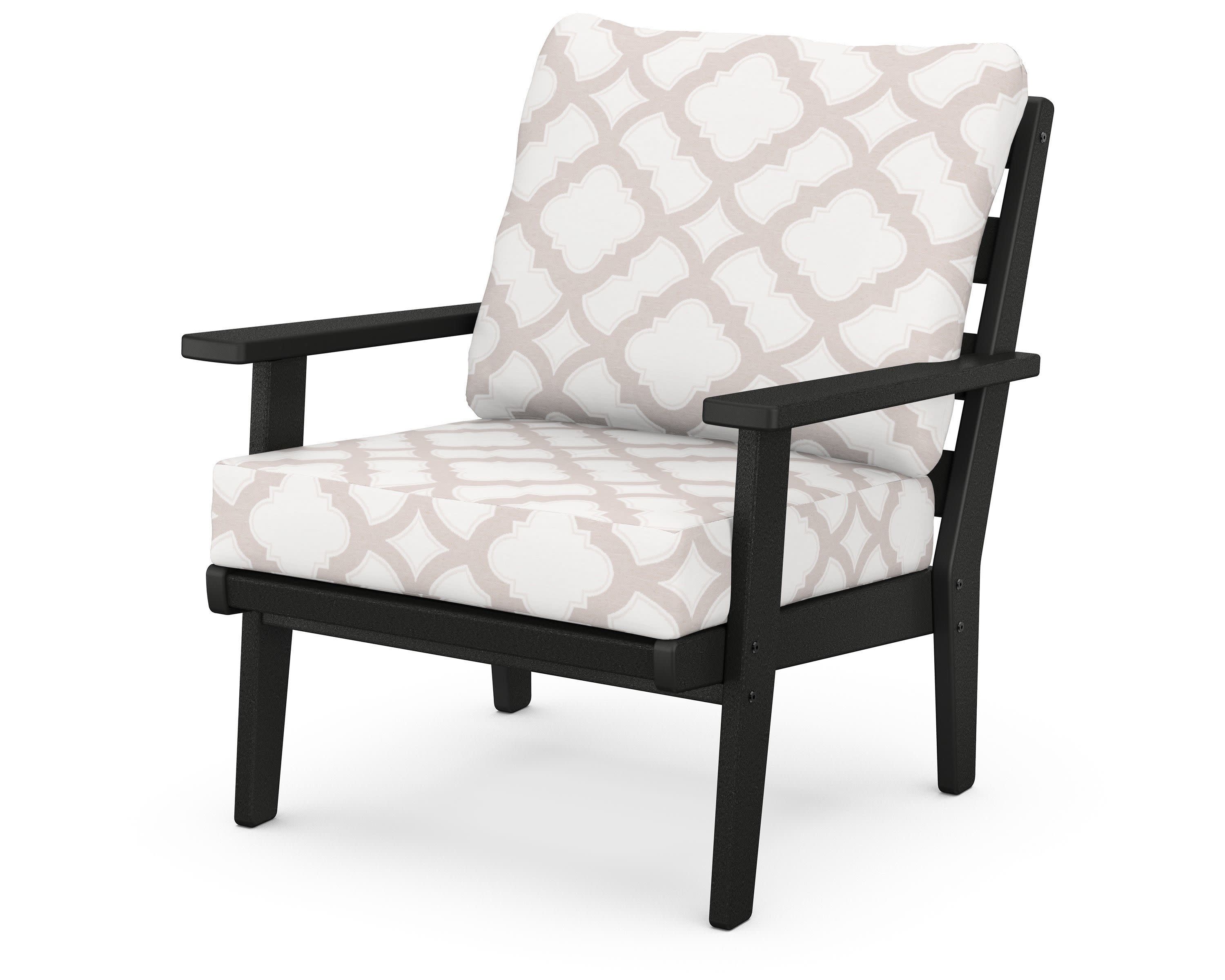 Grant Park Deep Seating Chair in Black / Trellis Dune Burlap