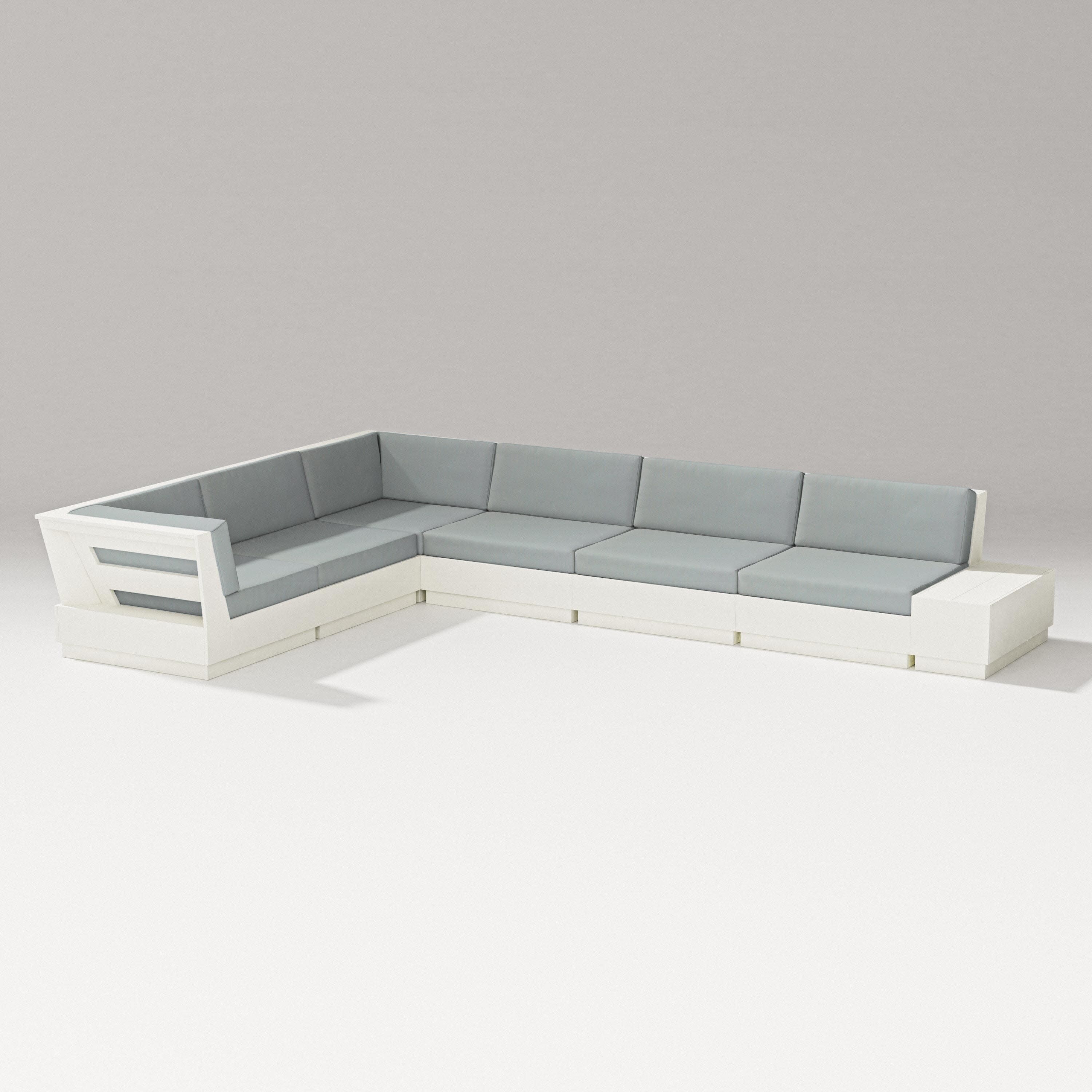 Elevate 7-Piece Corner Sectional in Vintage White / Spa