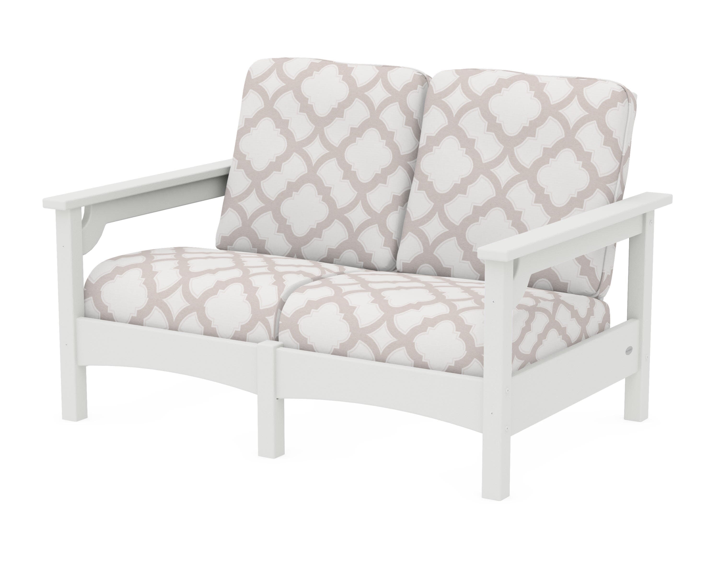Club Loveseat in Vintage White / Trellis Dune Burlap