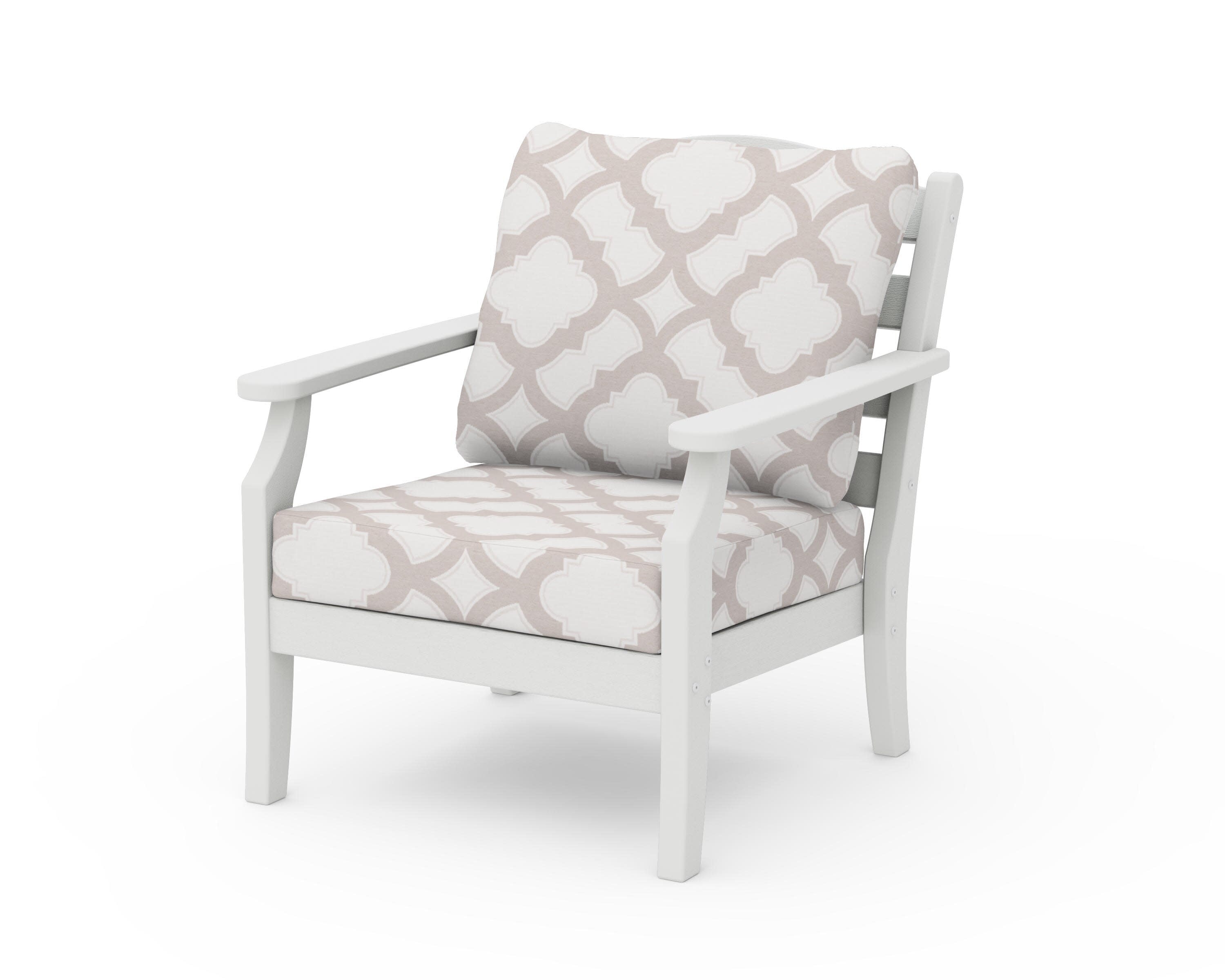 Savannah Deep Seating Chair in Vintage White / Trellis Dune Burlap