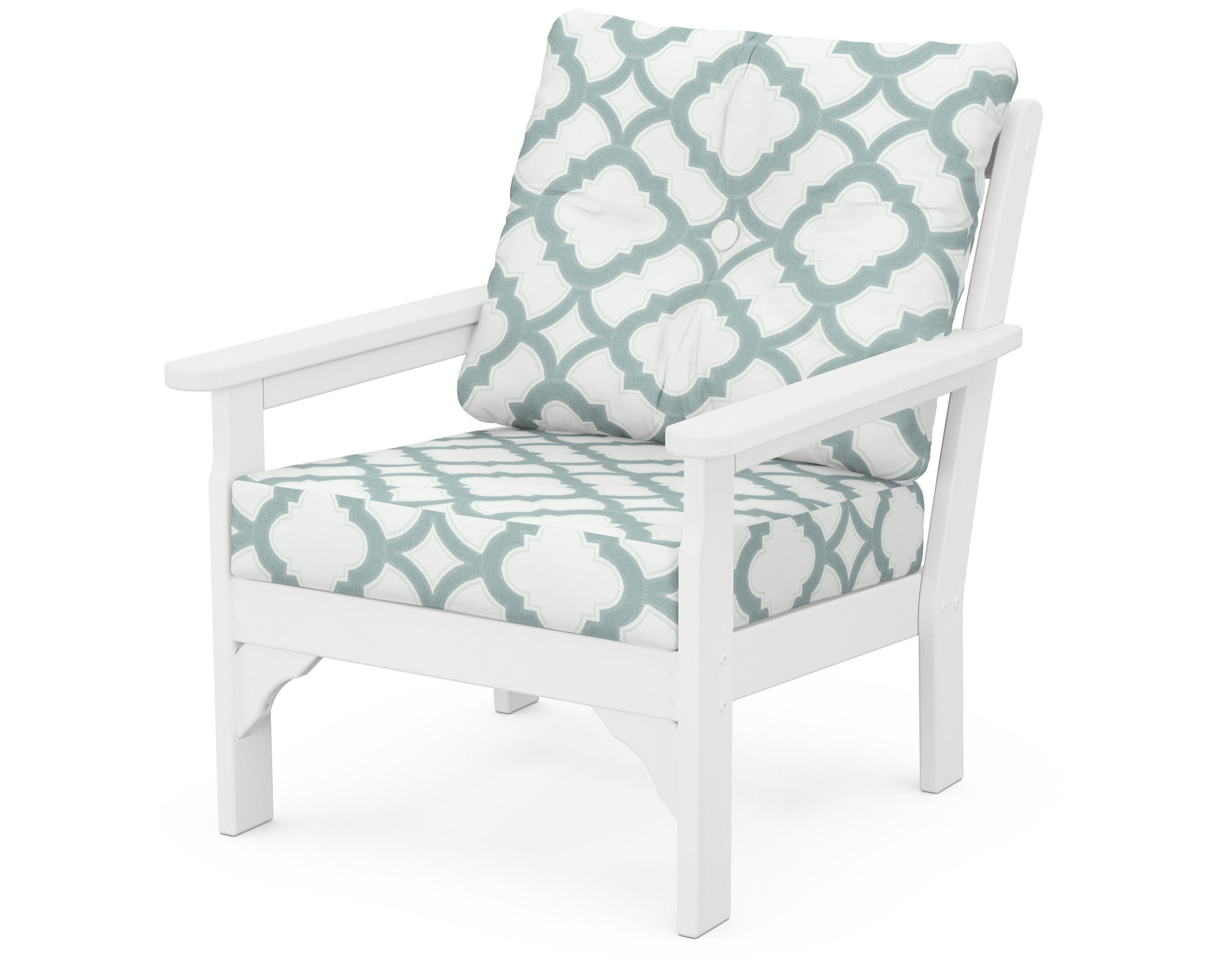 Vineyard Deep Seating Chair in White / Trellis Glacier Spa