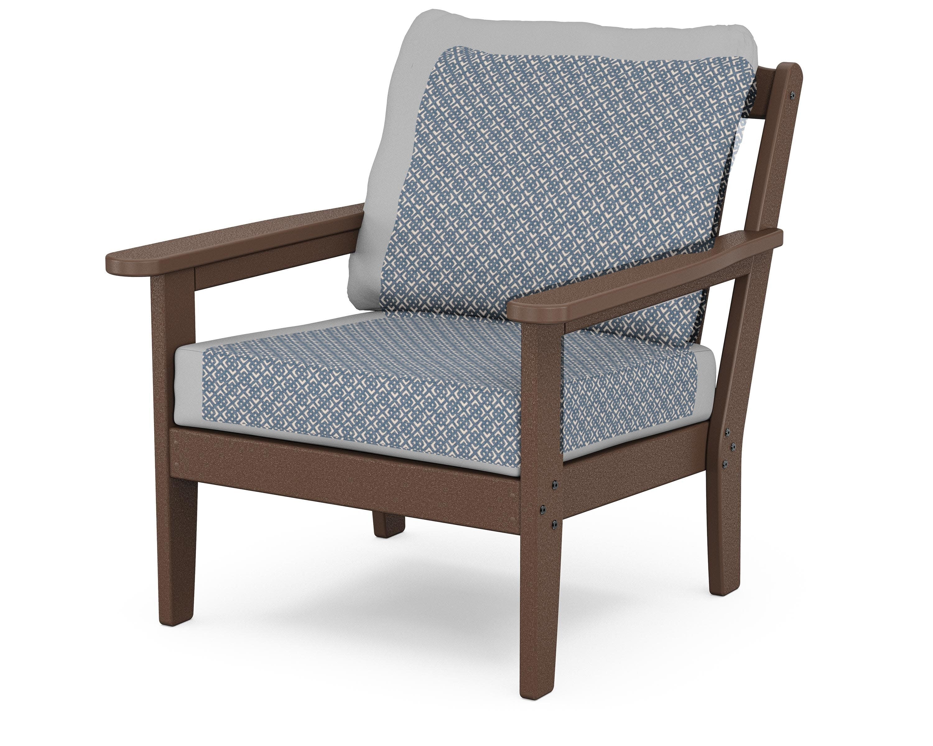Cottage Deep Seating Chair in Mahogany / Hopscotch