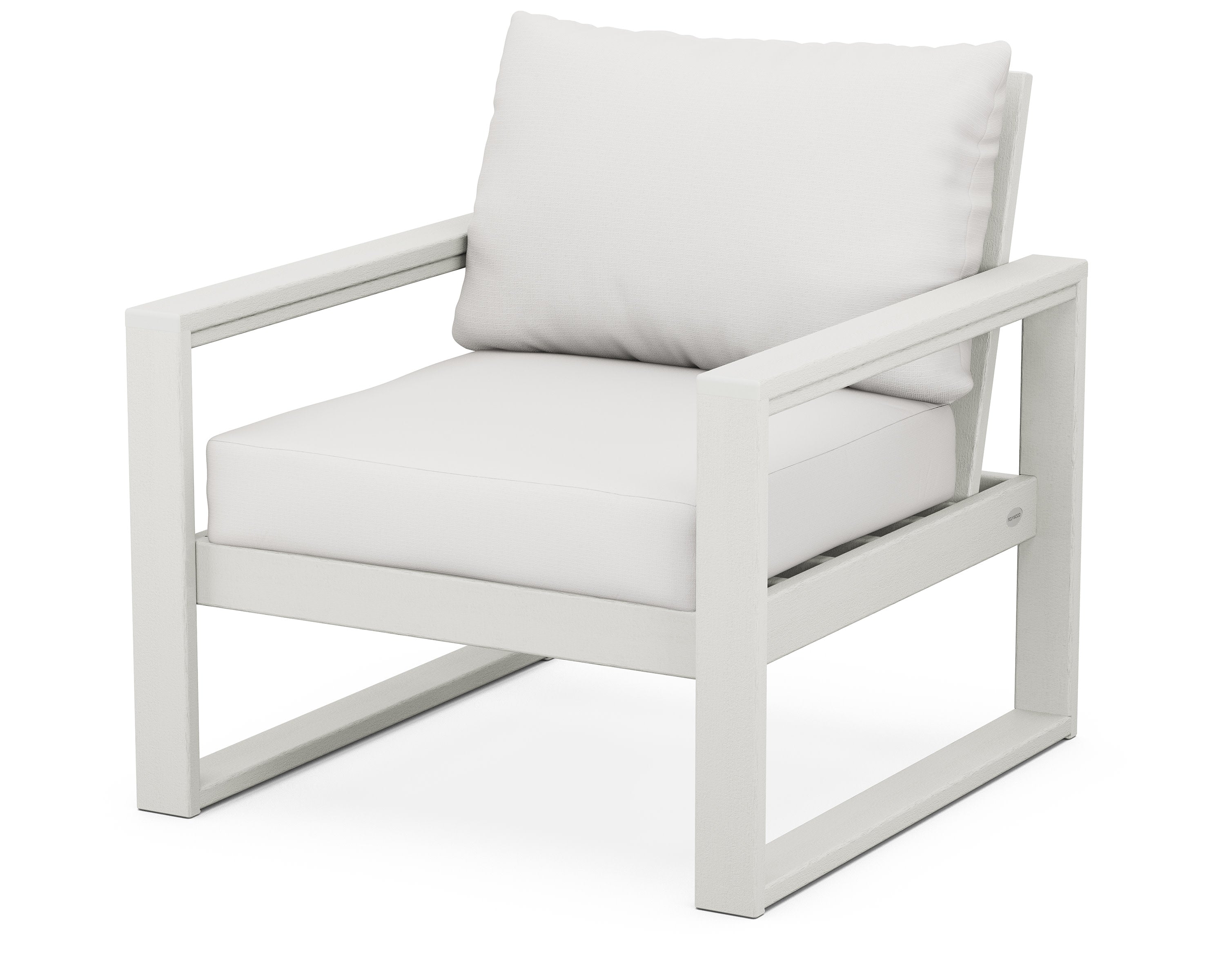EDGE Club Chair in Vintage White / Natural Linen