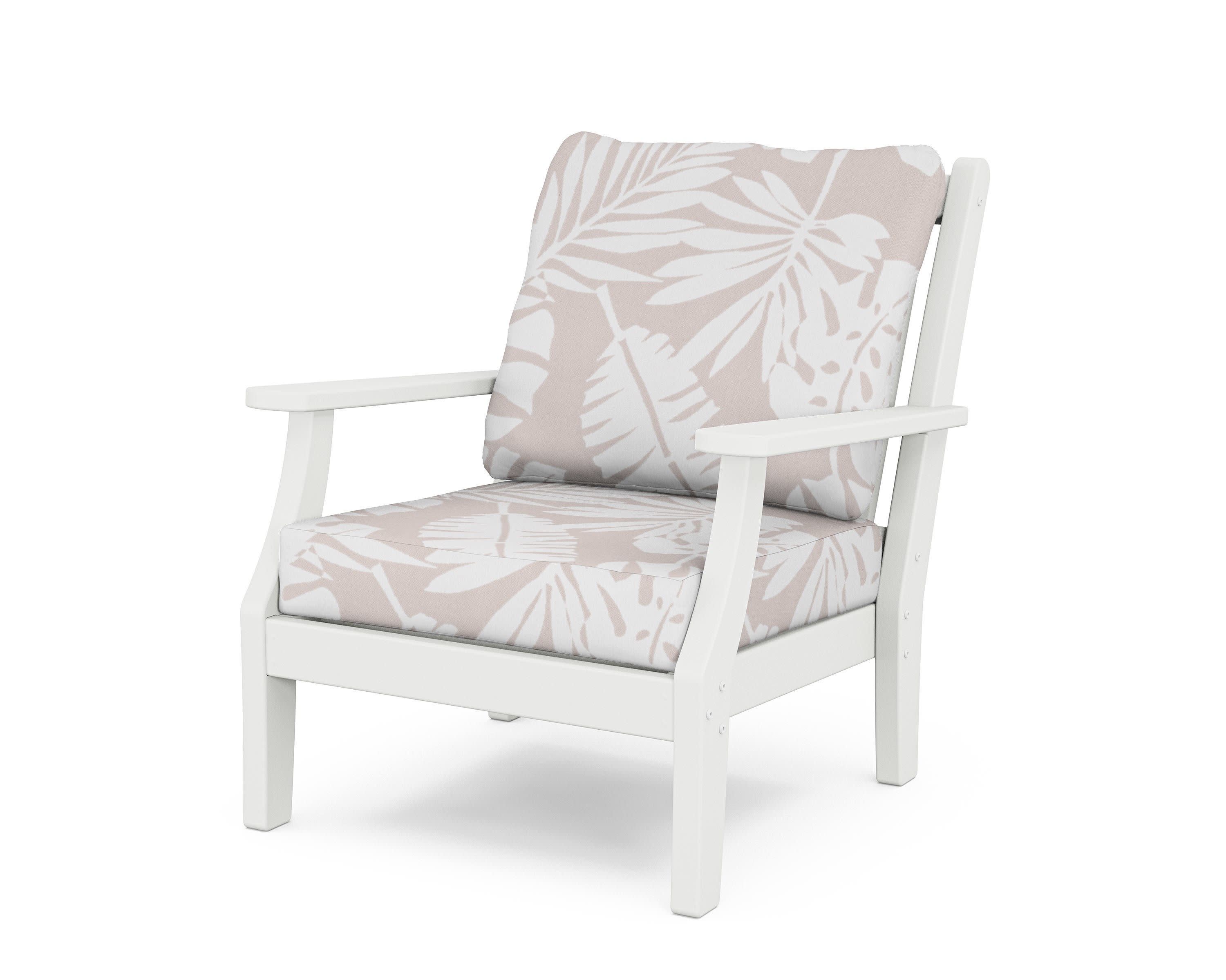 Wovendale Deep Seating Chair in White / Leaf Dune Burlap