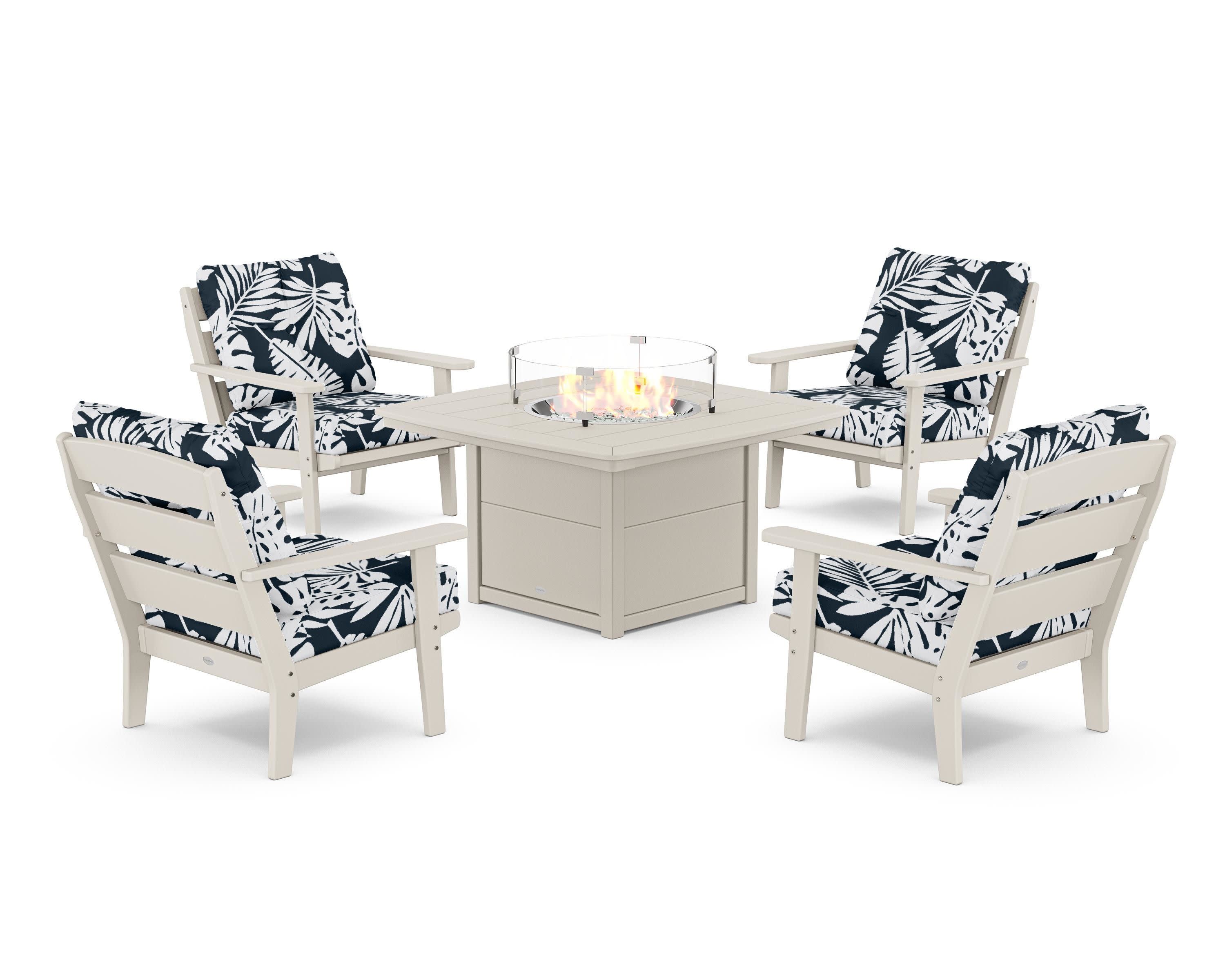 Lakeside 5-Piece Deep Seating Set with Nautical Fire Pit Table in Sand / Leaf Marine Indigo
