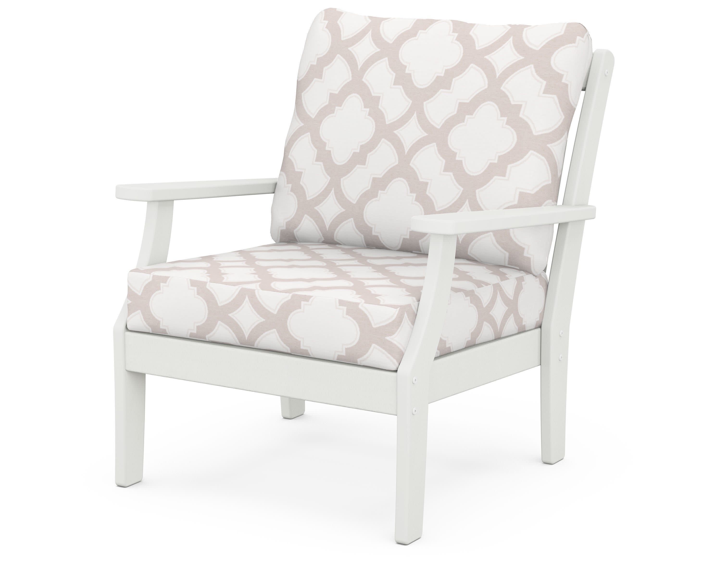 Braxton Deep Seating Chair in Vintage White / Trellis Dune Burlap