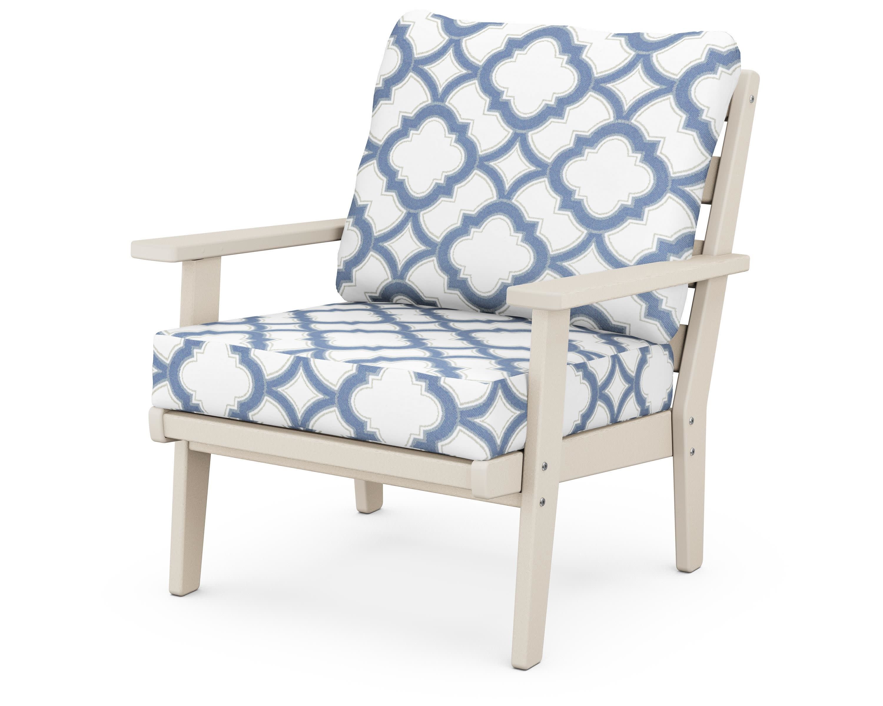 Grant Park Deep Seating Chair in Sand / Trellis Sky Blue