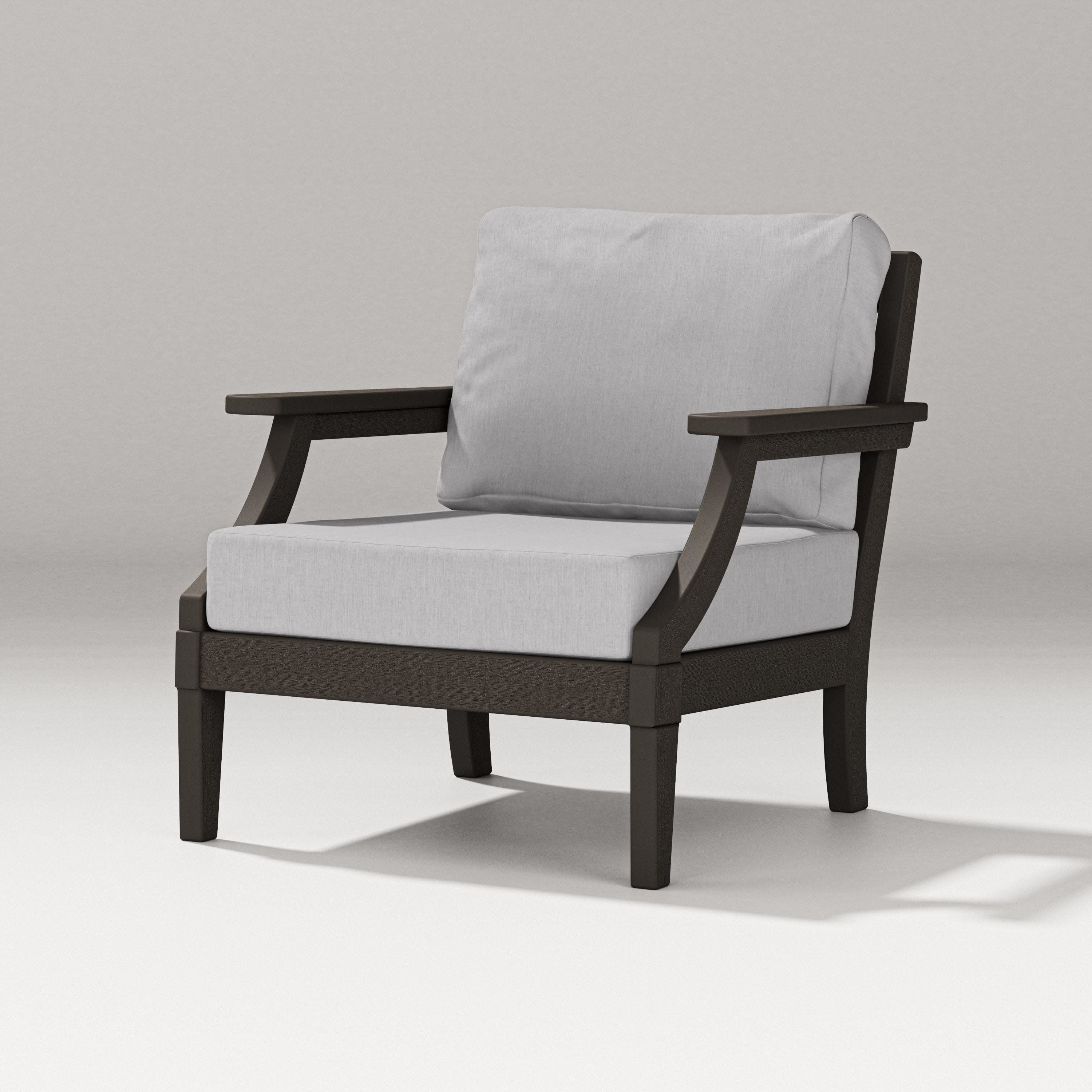 Estate Lounge Chair in Vintage Coffee / Granite