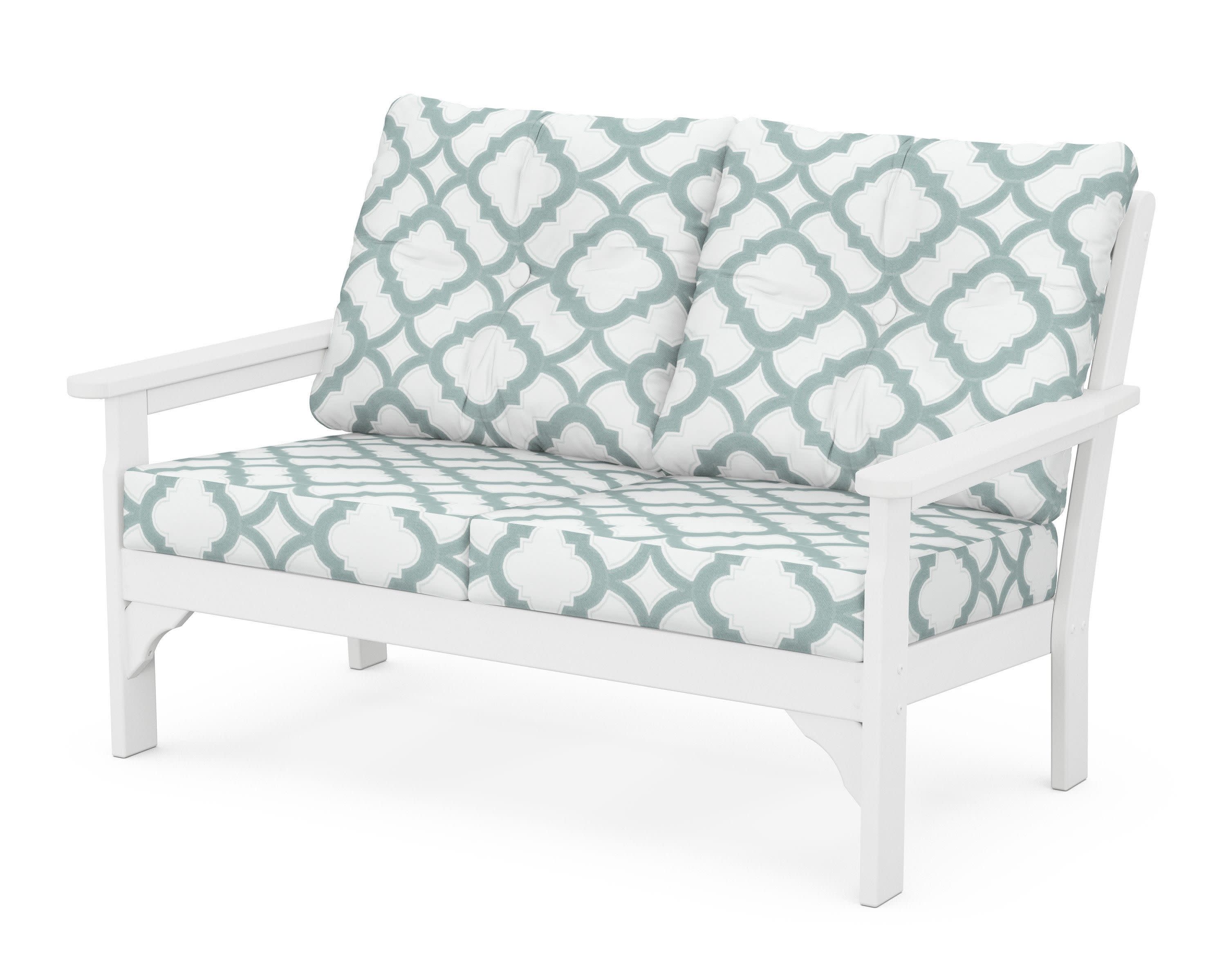 Vineyard Deep Seating Loveseat in White / Trellis Glacier Spa