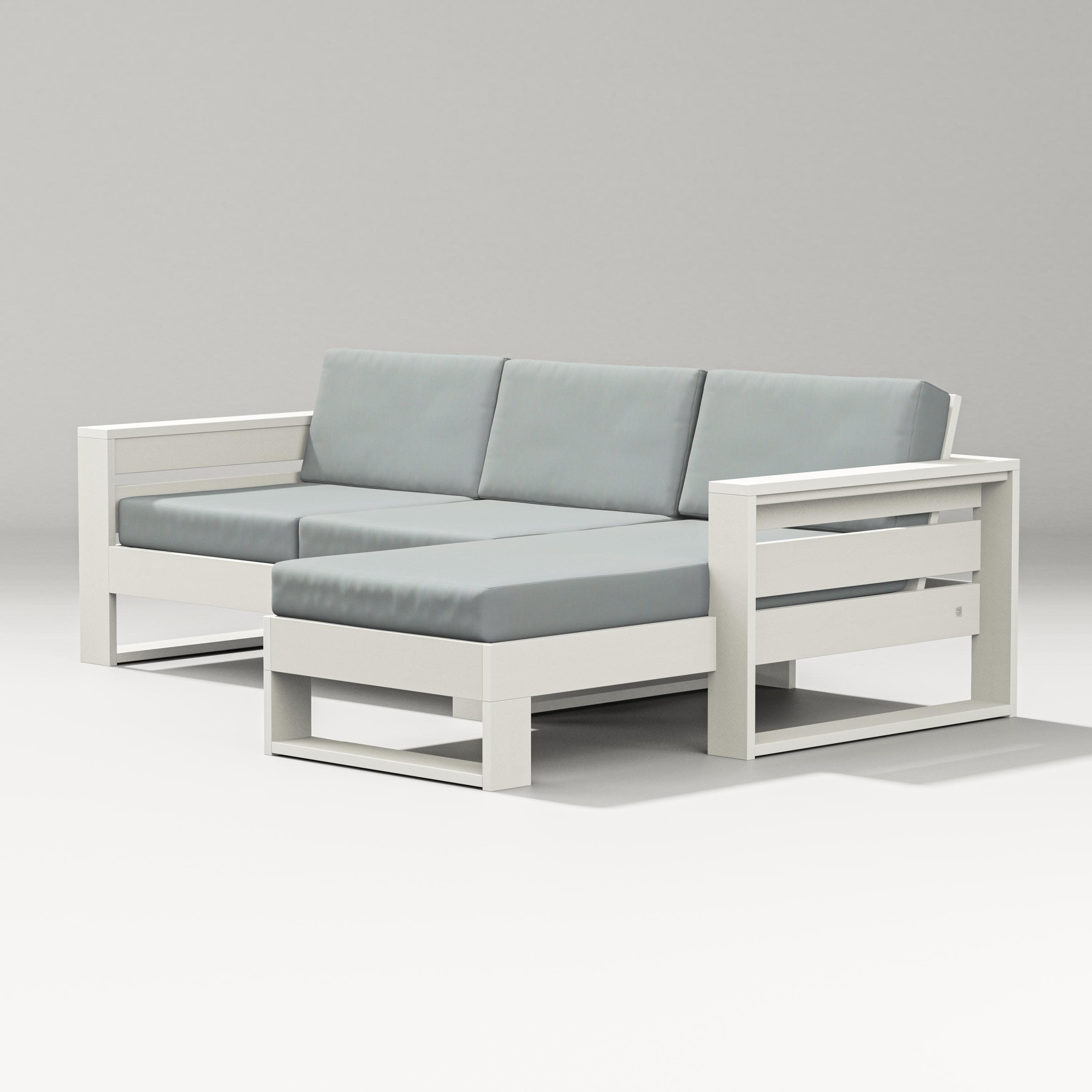 Latitude Right Chaise Sectional in Vintage White / Spa