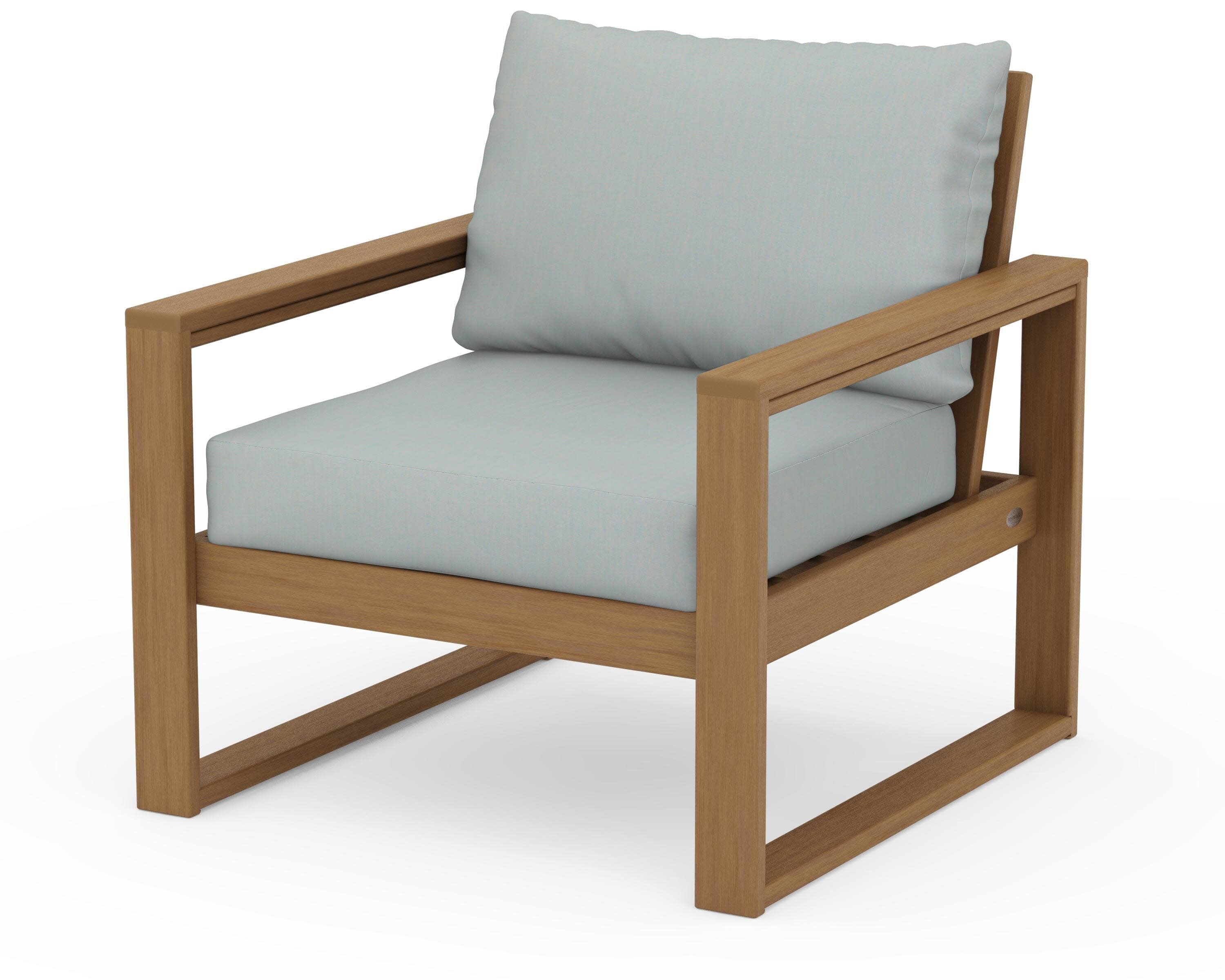 EDGE Club Chair in Natural / Spa