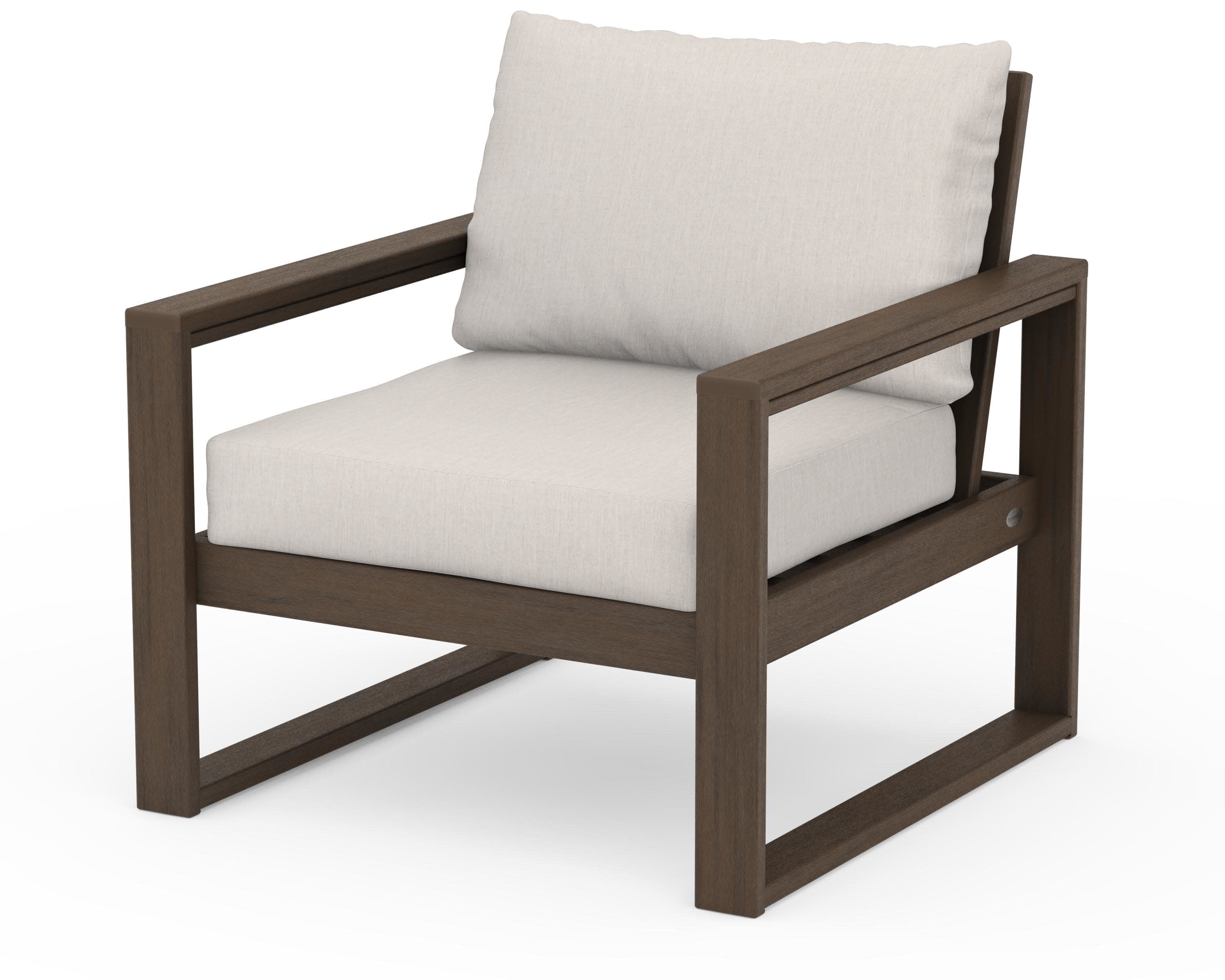 EDGE Club Chair in Kona / Cast Ash