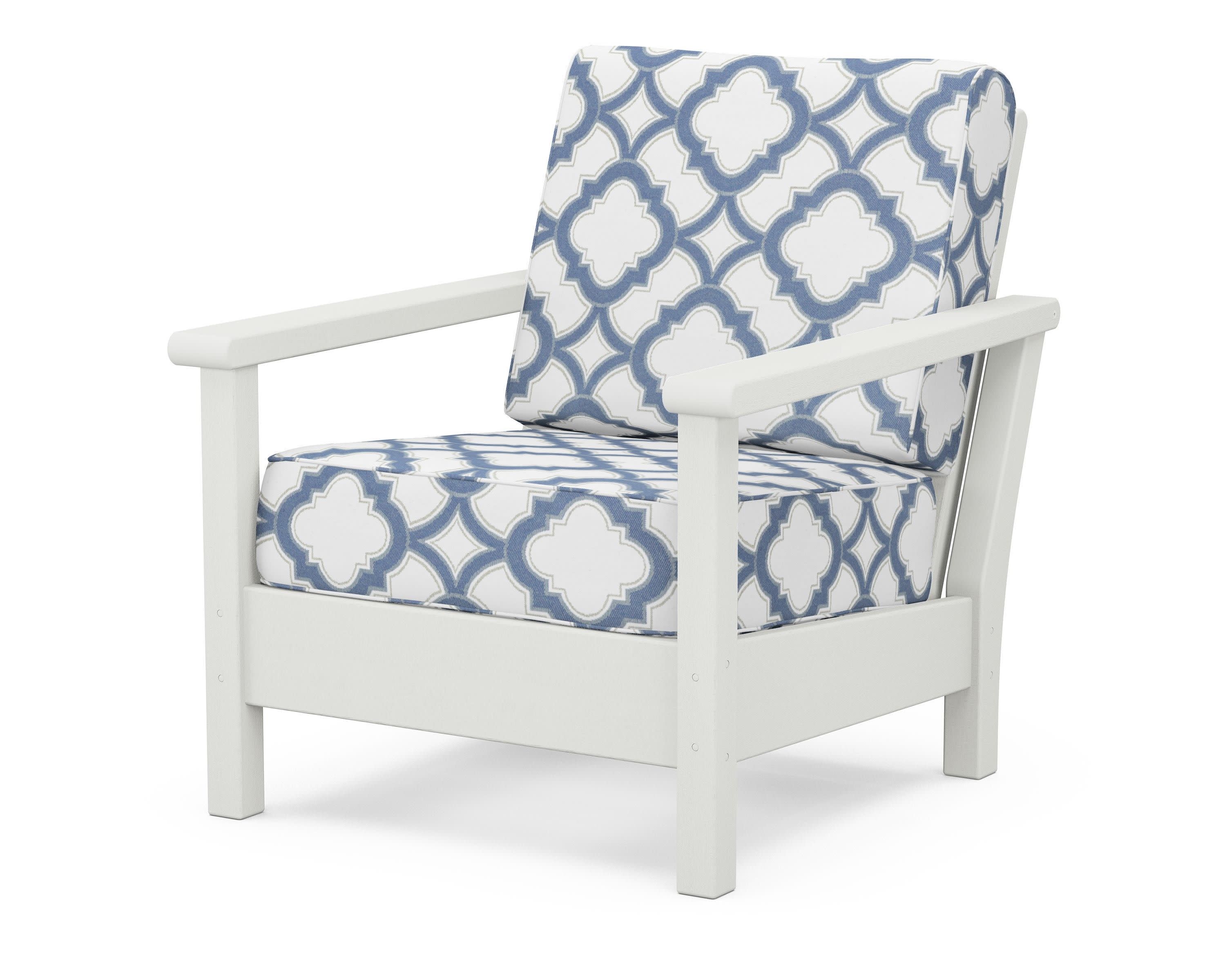 Harbour Deep Seating Chair in Vintage White / Trellis Sky Blue