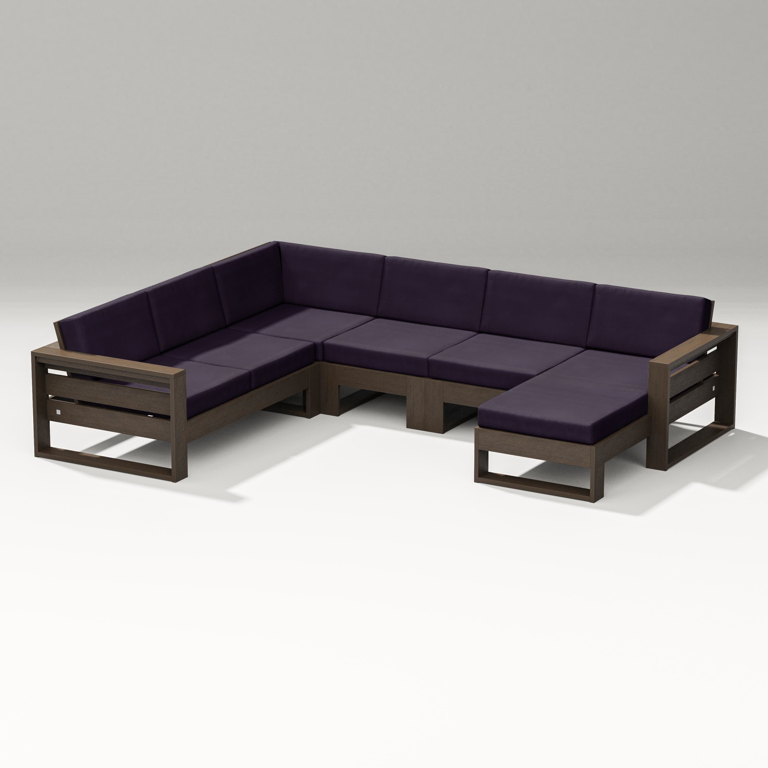 Latitude Corner Sectional with Right Chaise in Kona / Navy Linen